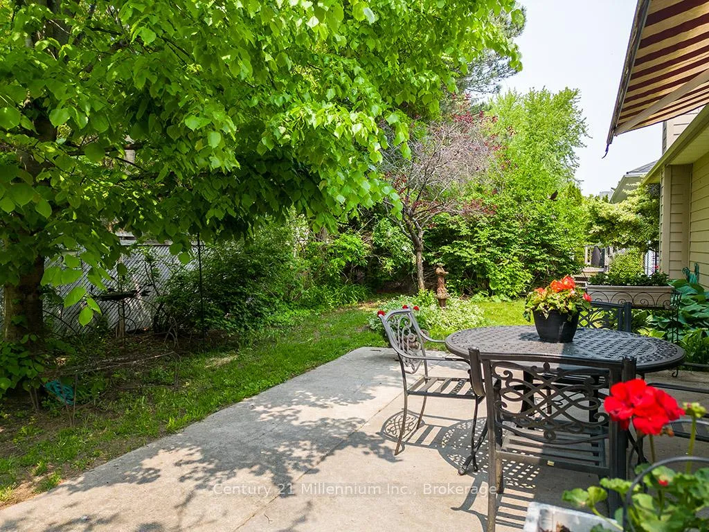 Photo 17 of 14 Cobblestone Lane, Blue Mountains — HOMEH
