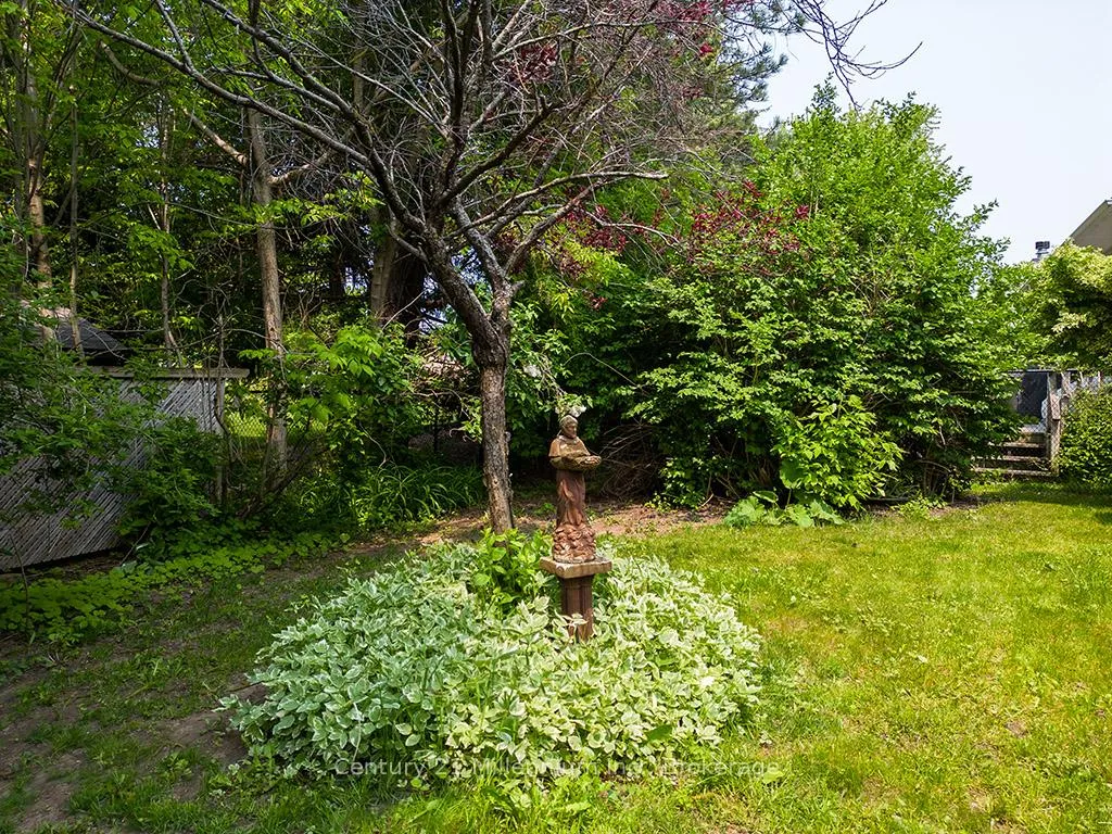Photo 18 of 14 Cobblestone Lane, Blue Mountains — HOMEH