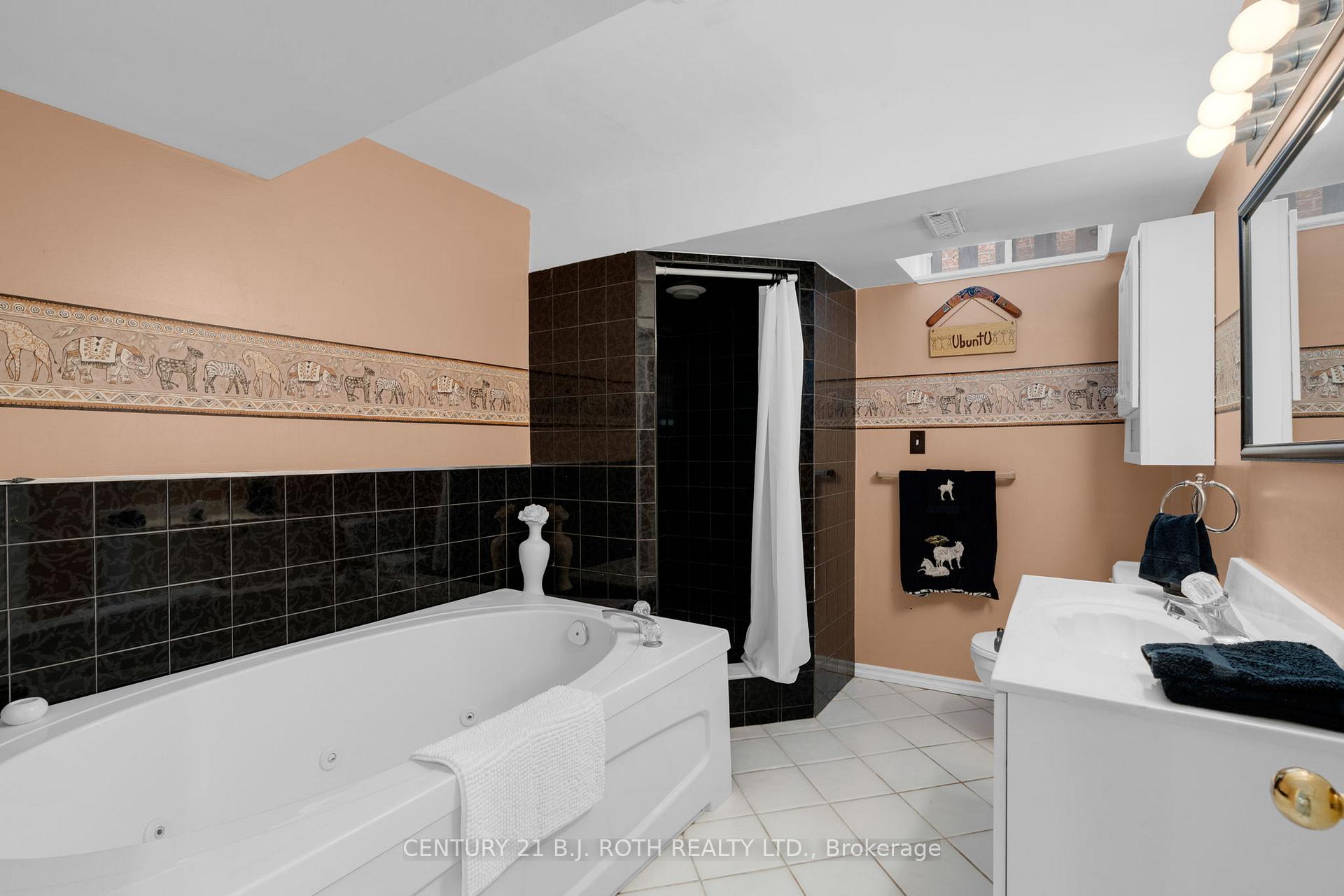 Photo 21 of 23 Grasett Crescent, Barrie, West Bayfield — HOMEH