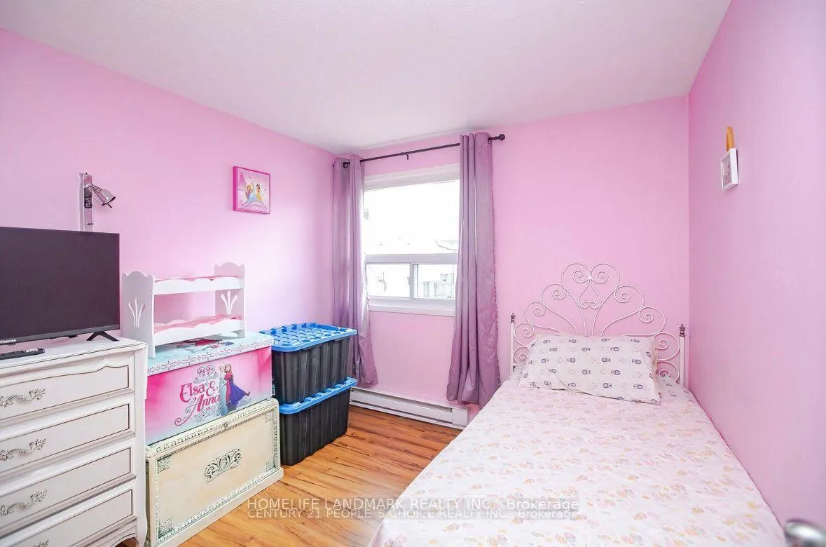 Photo 8 of 58 Jackman Drive, Brampton, Northgate — HOMEH