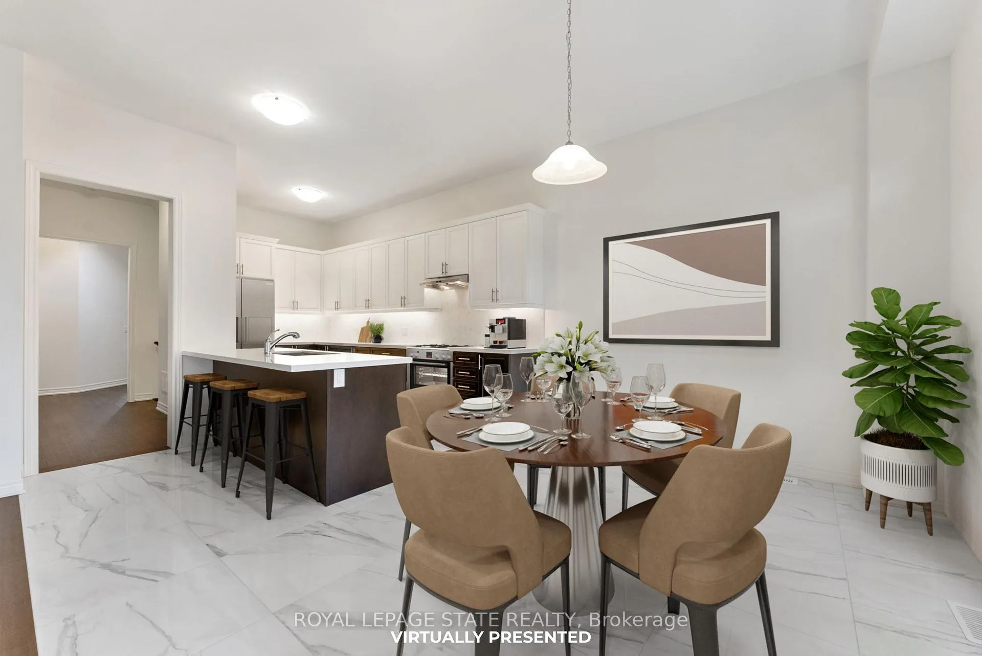 Photo 10 of 19 Shawbridge Court, Hamilton, Stoney Creek Mountain — HOMEH