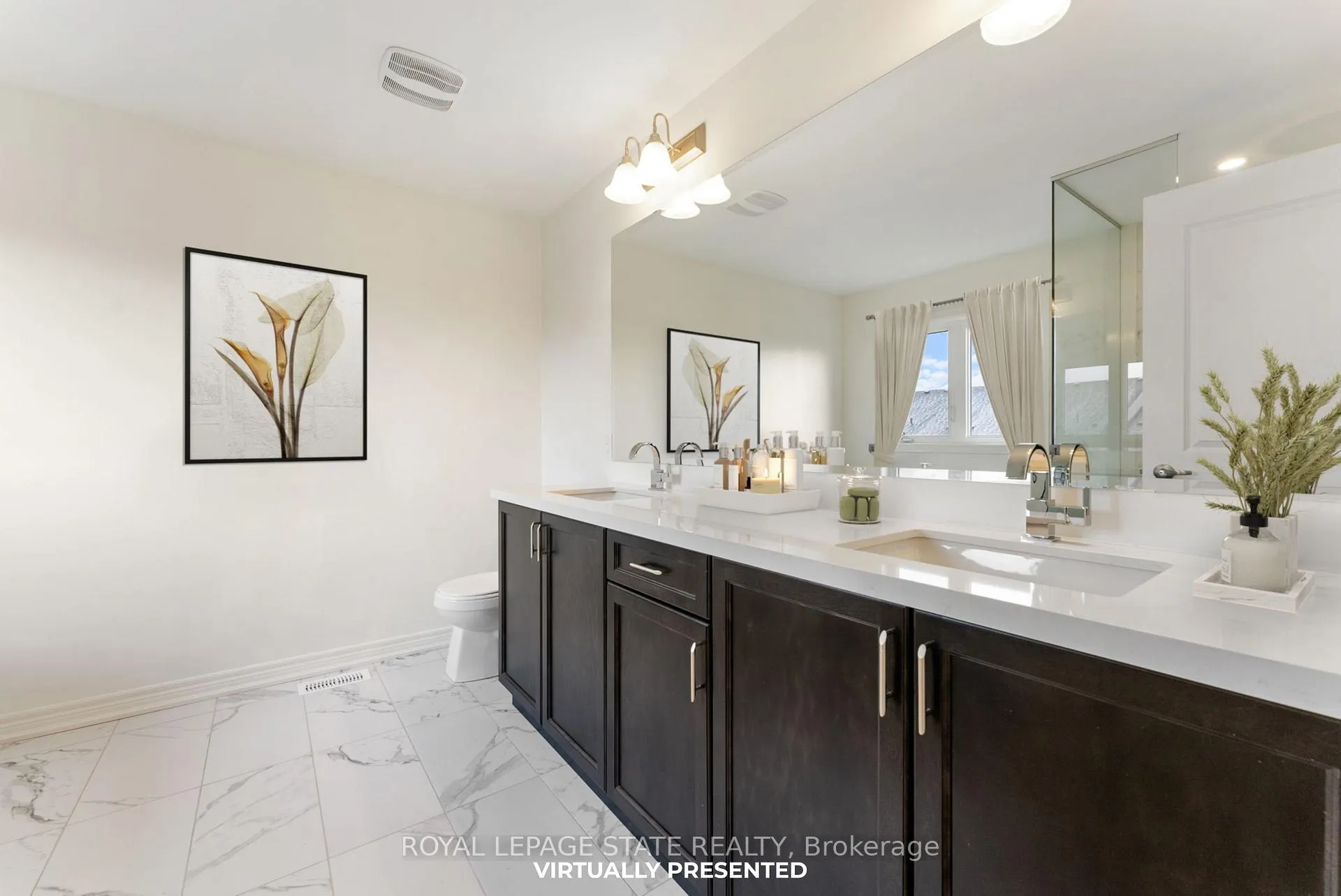 Photo 14 of 19 Shawbridge Court, Hamilton, Stoney Creek Mountain — HOMEH