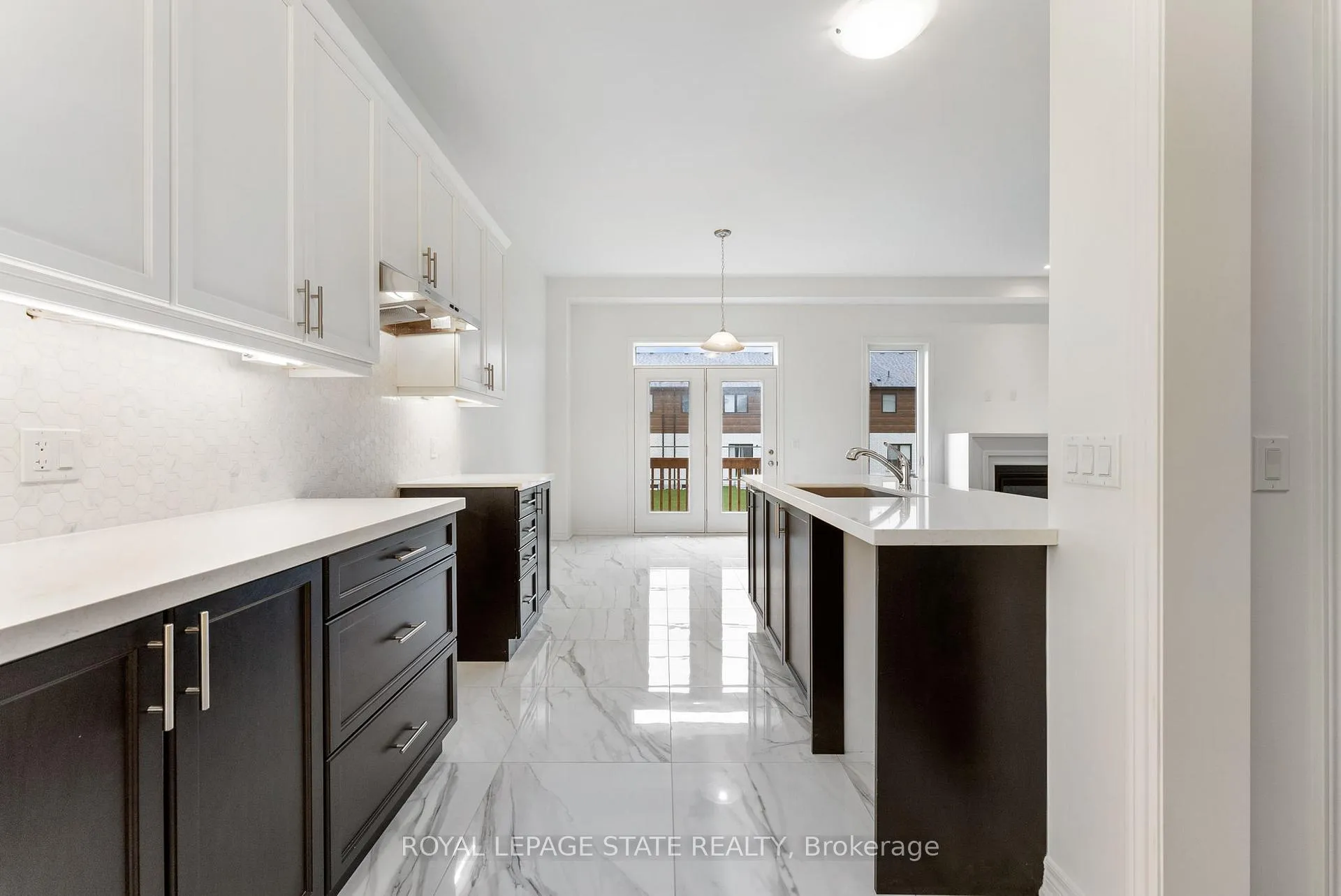 Photo 28 of 19 Shawbridge Court, Hamilton, Stoney Creek Mountain — HOMEH