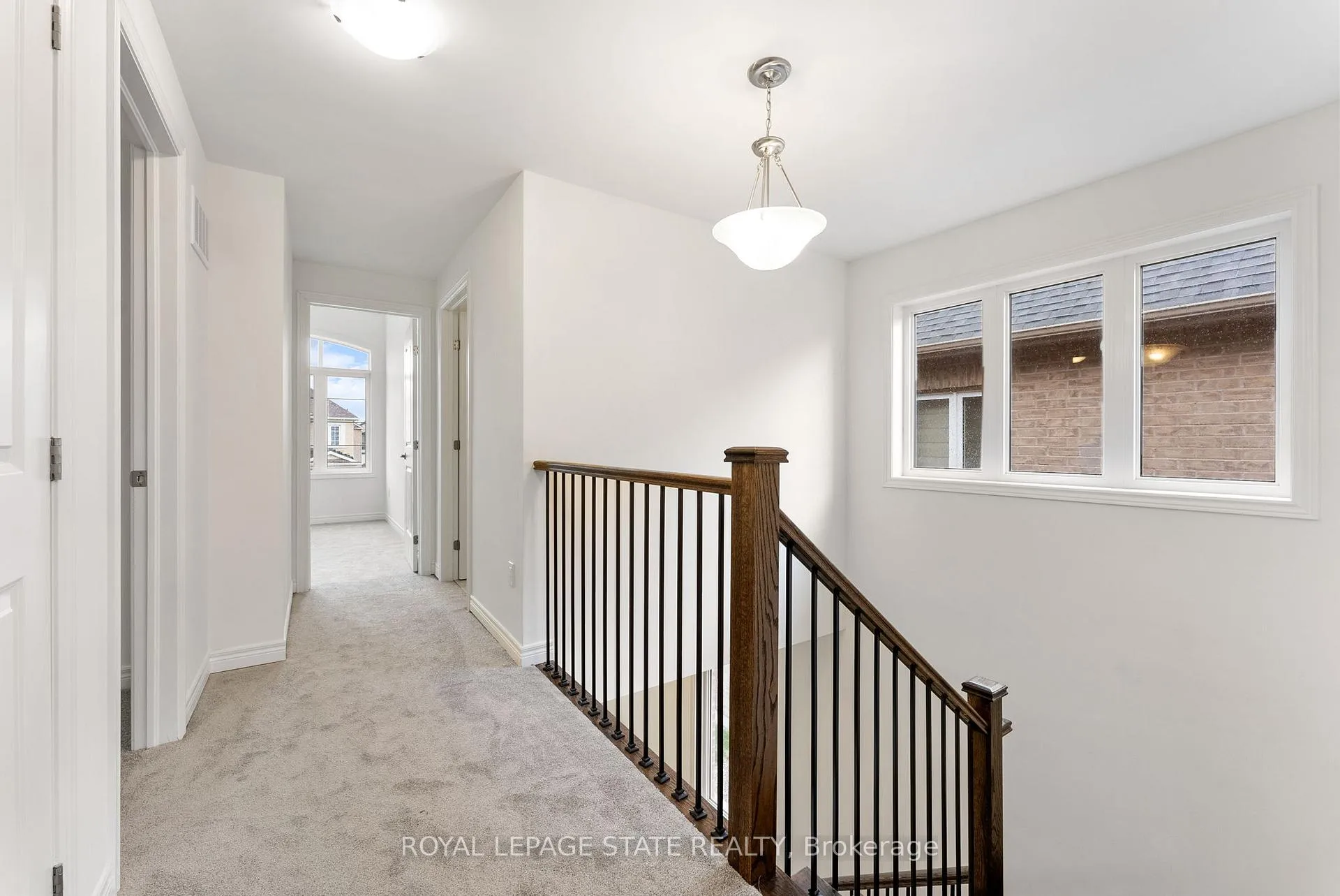 Photo 31 of 19 Shawbridge Court, Hamilton, Stoney Creek Mountain — HOMEH