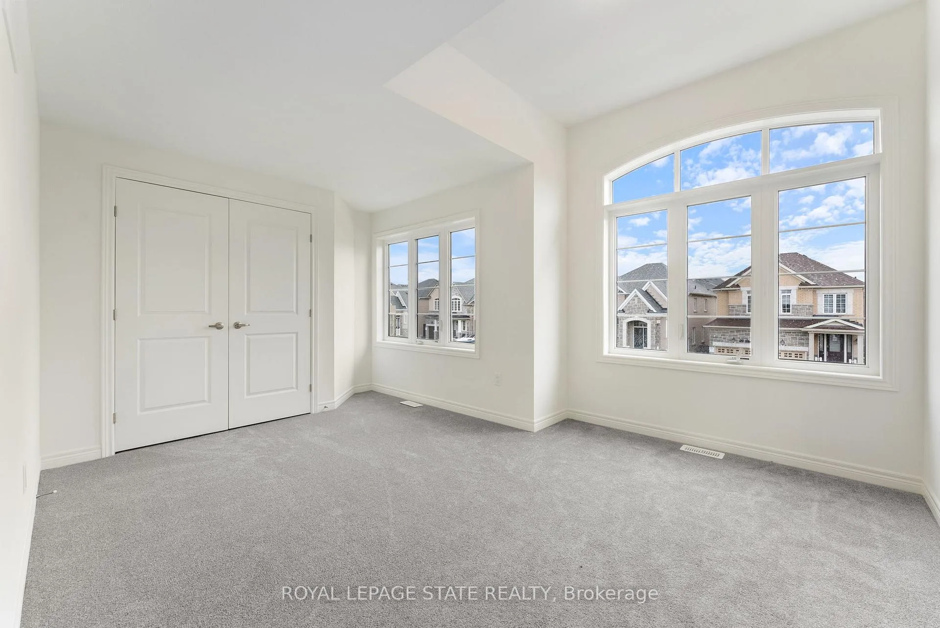 Photo 36 of 19 Shawbridge Court, Hamilton, Stoney Creek Mountain — HOMEH