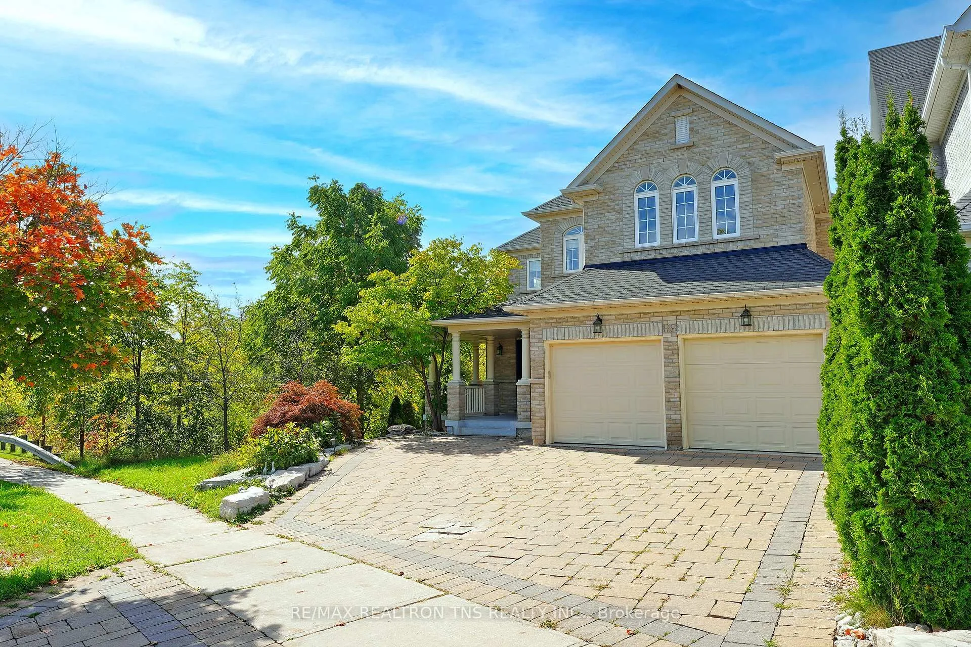 Photo 1 of 150 The Bridle Walk, Markham, Berczy — HOMEH