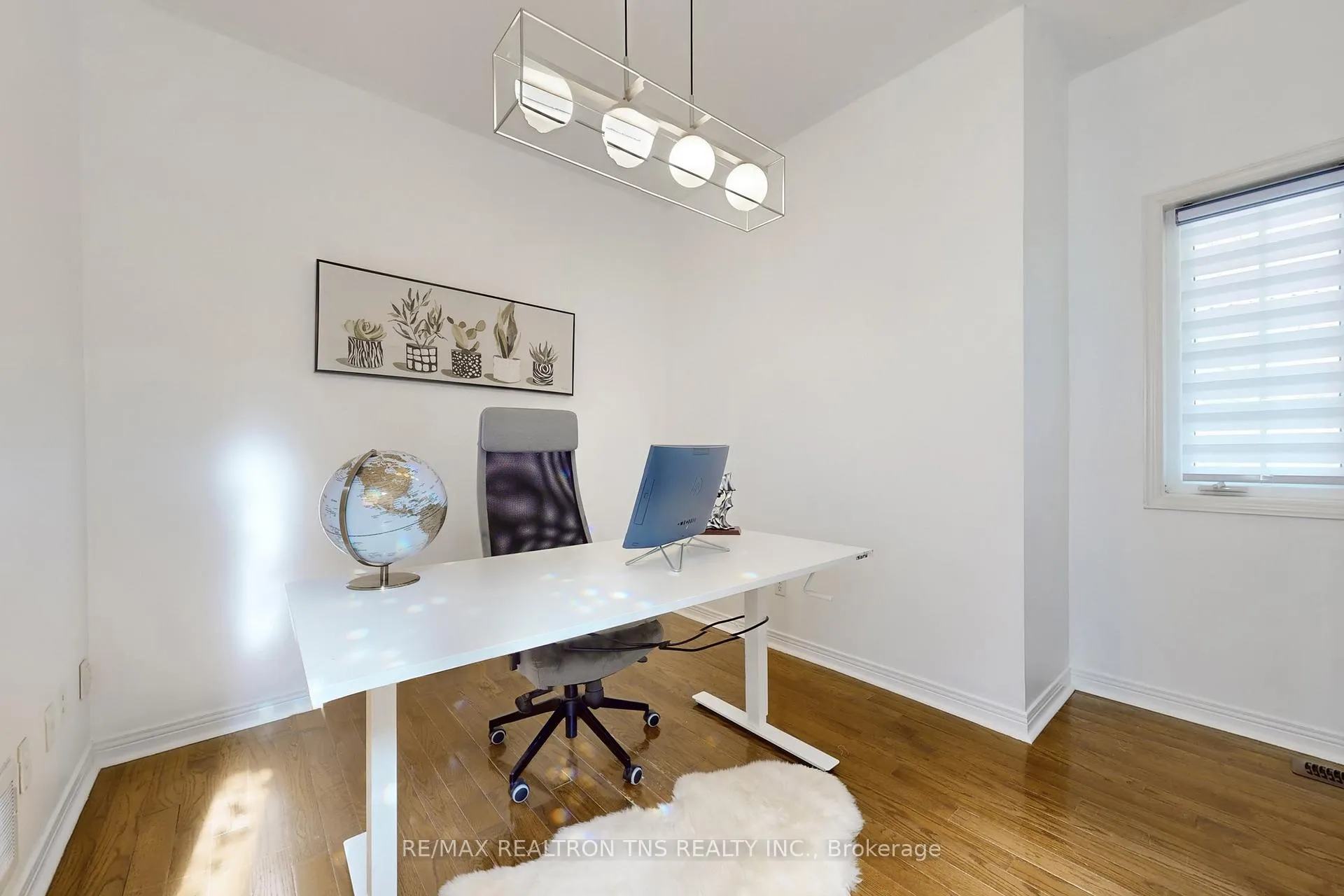 Photo 12 of 150 The Bridle Walk, Markham, Berczy — HOMEH