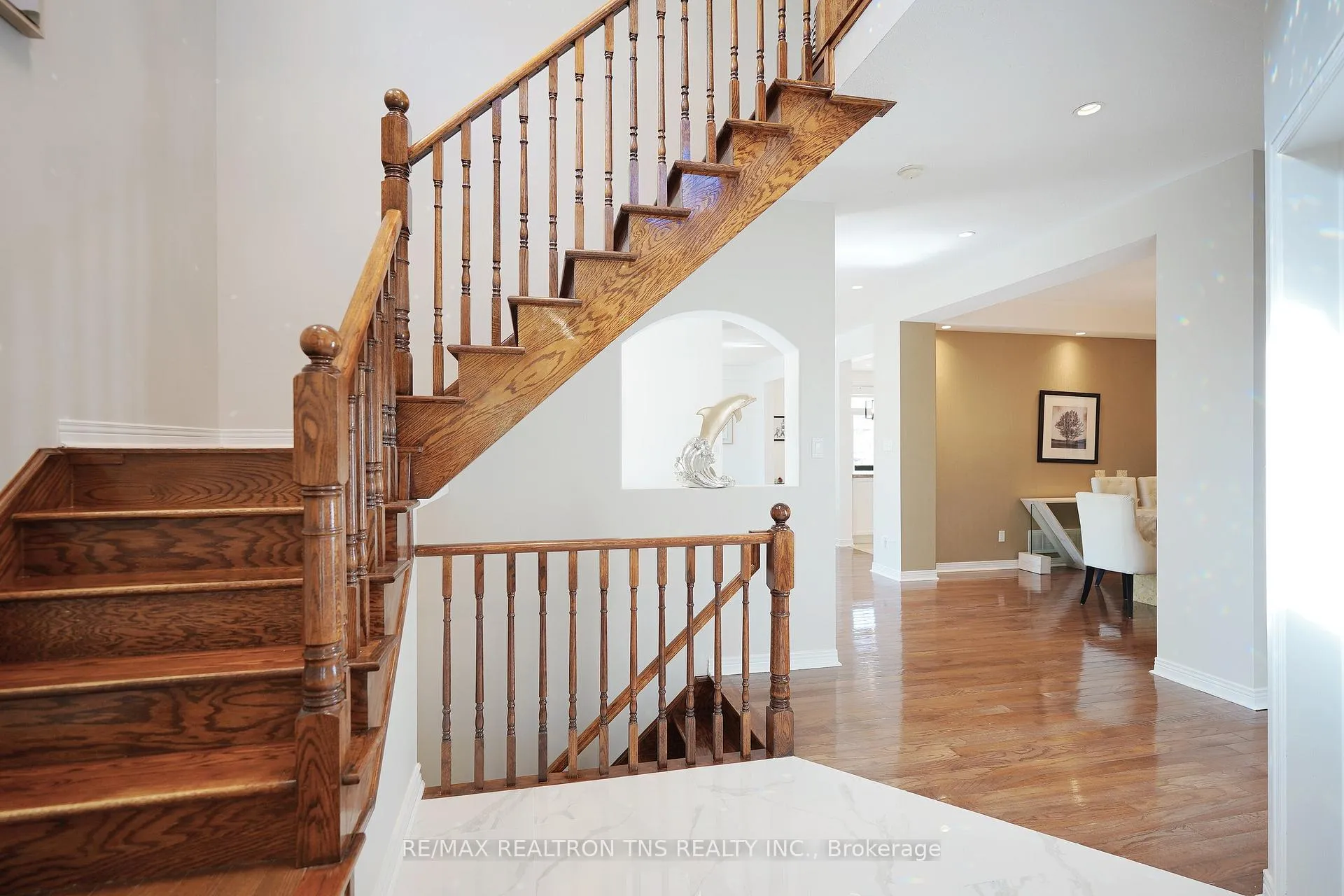 Photo 16 of 150 The Bridle Walk, Markham, Berczy — HOMEH