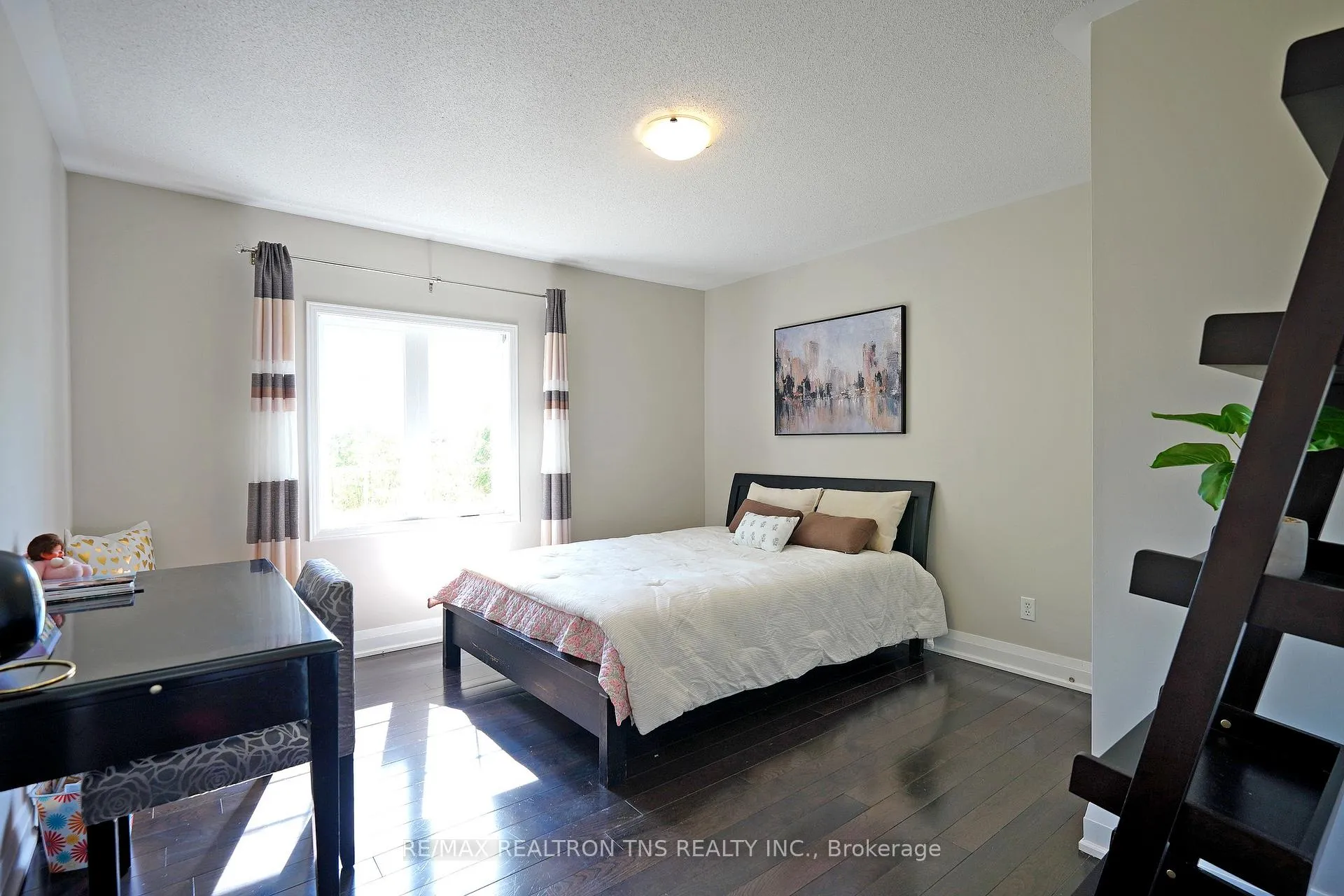 Photo 24 of 150 The Bridle Walk, Markham, Berczy — HOMEH