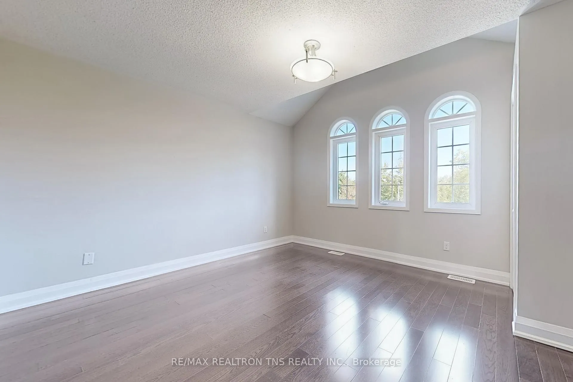 Photo 25 of 150 The Bridle Walk, Markham, Berczy — HOMEH