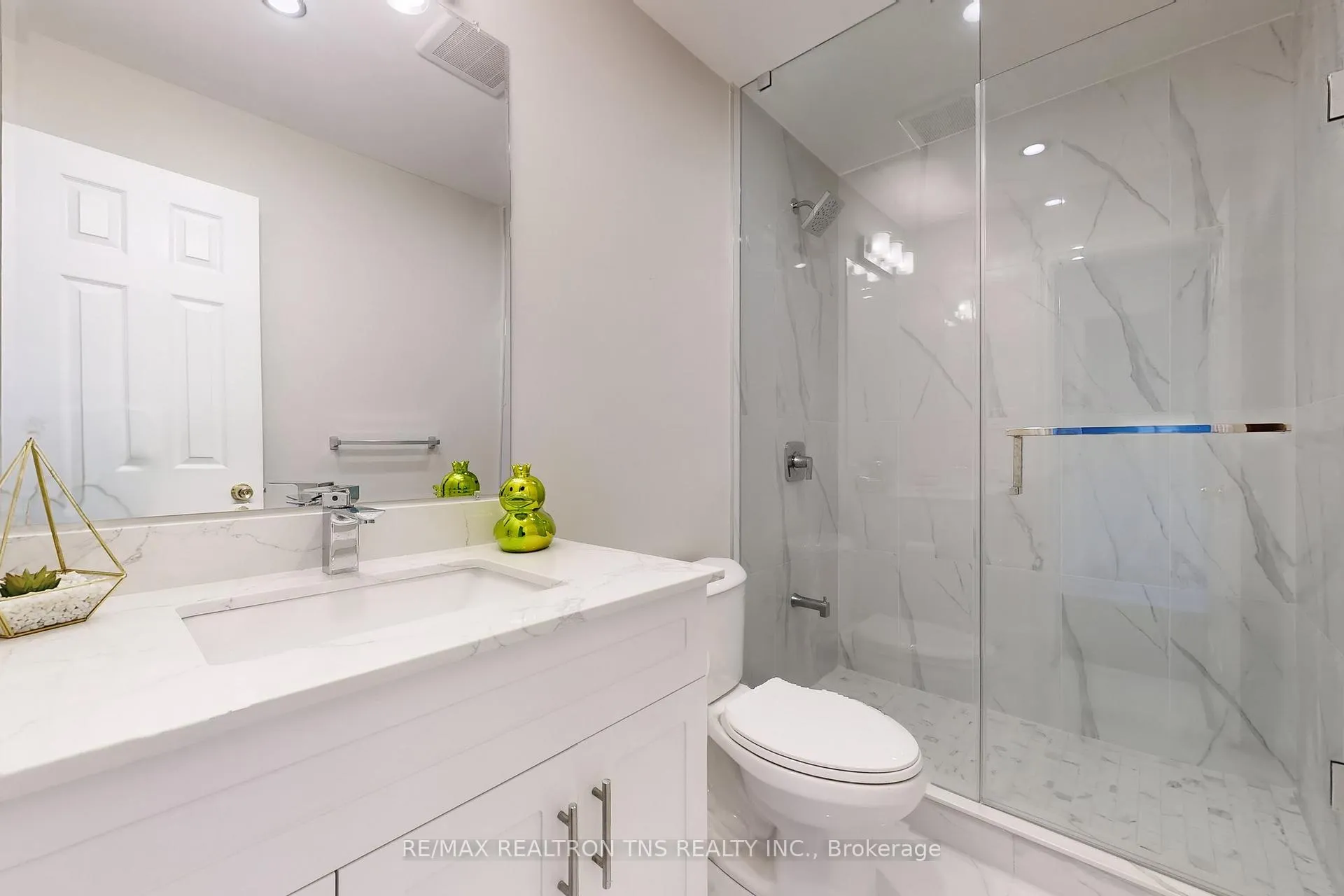 Photo 26 of 150 The Bridle Walk, Markham, Berczy — HOMEH