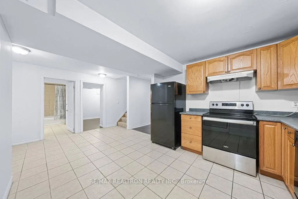 Photo 3 of Unit Bsmt, 13 Penvill Trail, Barrie, Ardagh — HOMEH