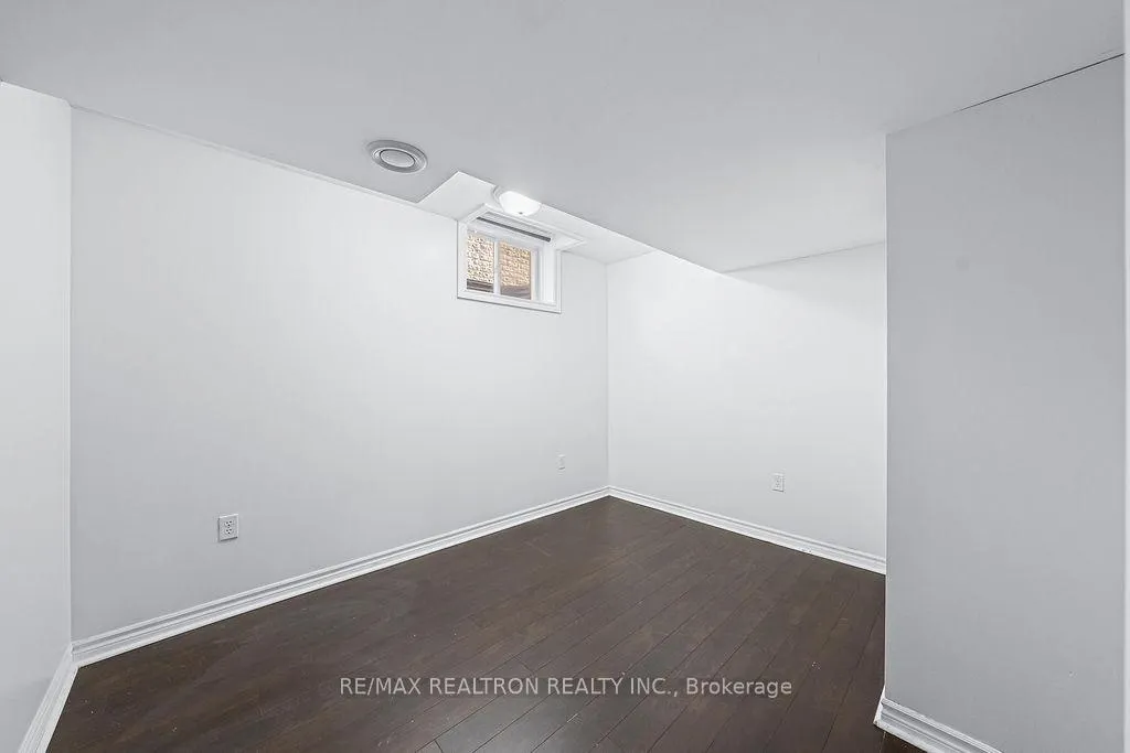 Photo 7 of Unit Bsmt, 13 Penvill Trail, Barrie, Ardagh — HOMEH