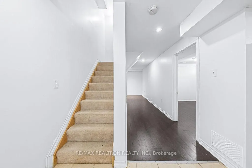 Photo 9 of Unit Bsmt, 13 Penvill Trail, Barrie, Ardagh — HOMEH