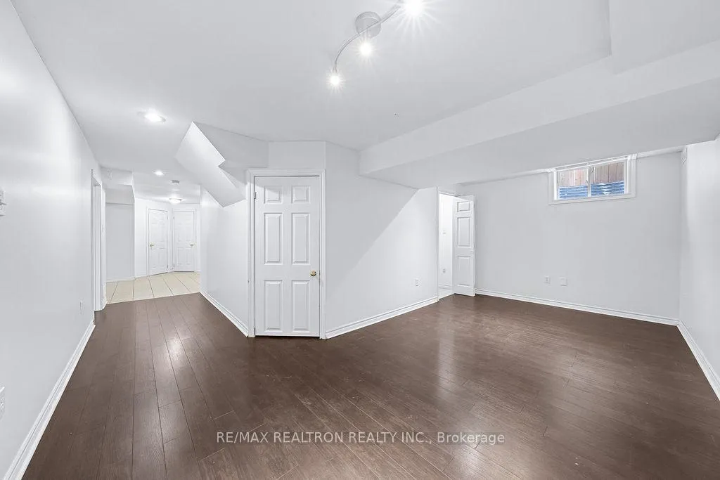 Photo 13 of Unit Bsmt, 13 Penvill Trail, Barrie, Ardagh — HOMEH