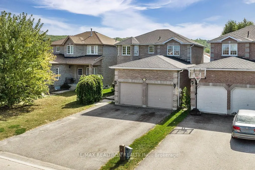 Photo 15 of Unit Bsmt, 13 Penvill Trail, Barrie, Ardagh — HOMEH