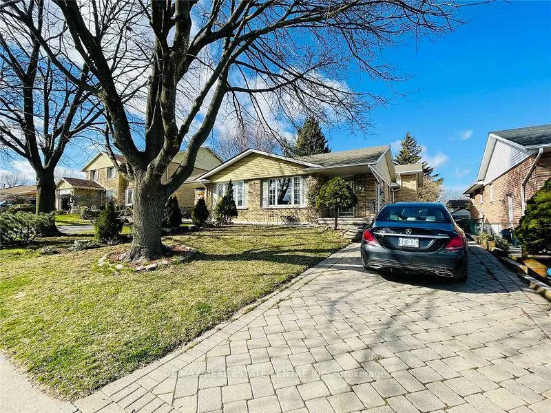 Front of 297 Magnolia Drive