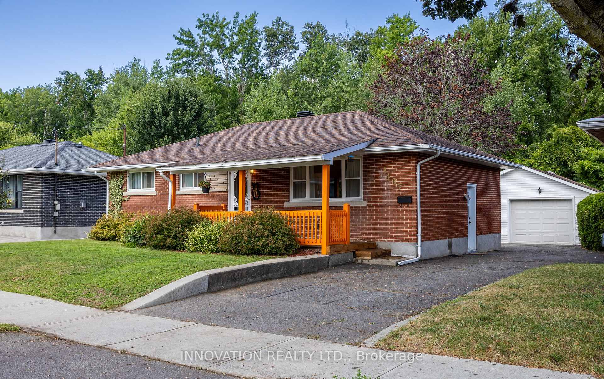 Photo 1 of 1407 Charles Street, Cornwall — HOMEH