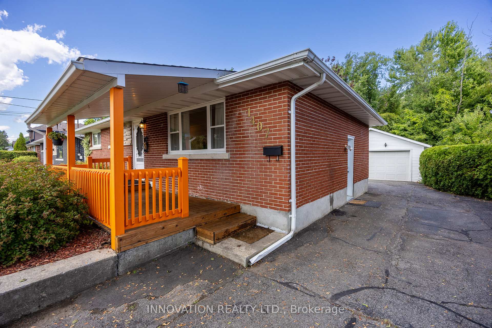 Photo 4 of 1407 Charles Street, Cornwall — HOMEH