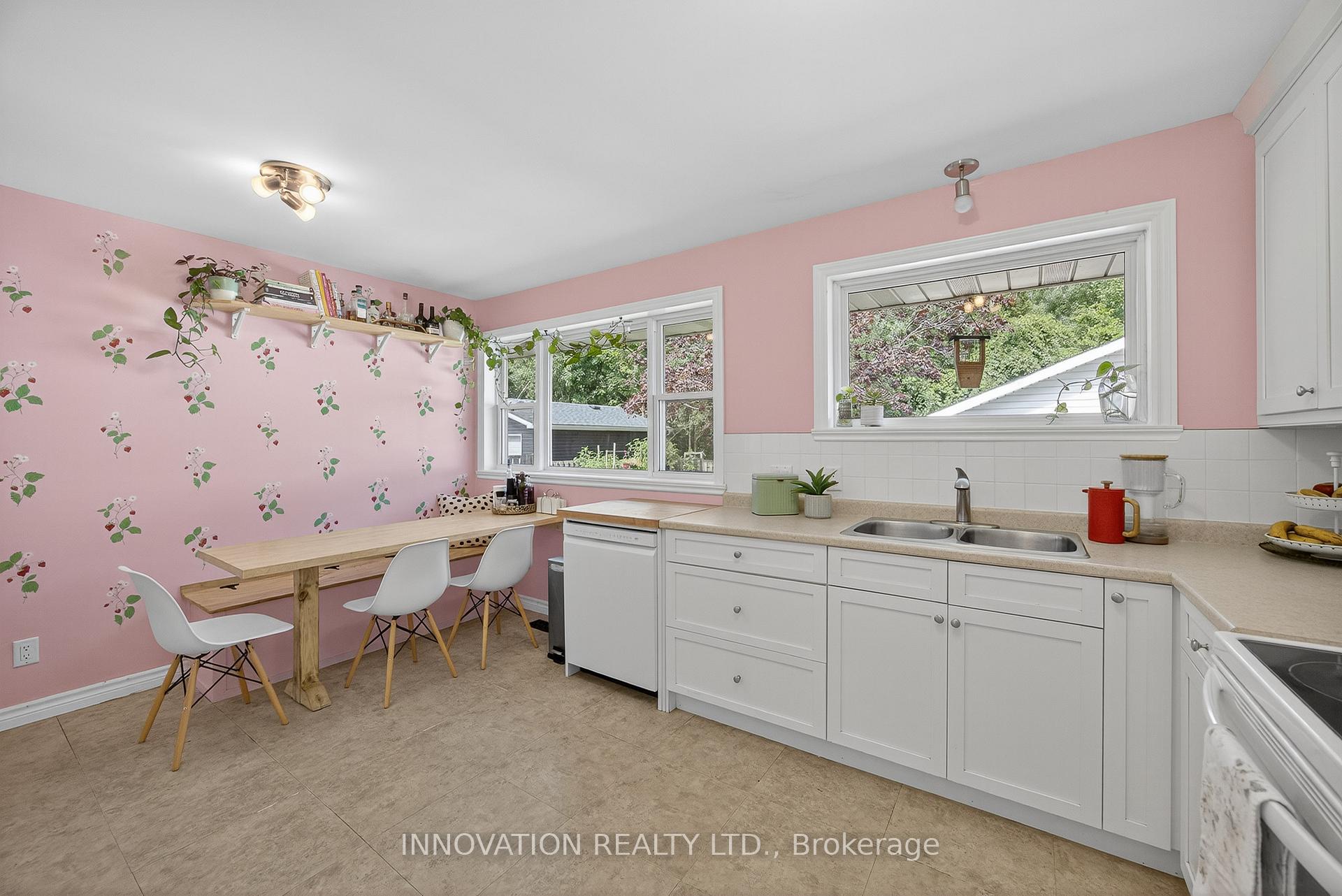 Photo 6 of 1407 Charles Street, Cornwall — HOMEH