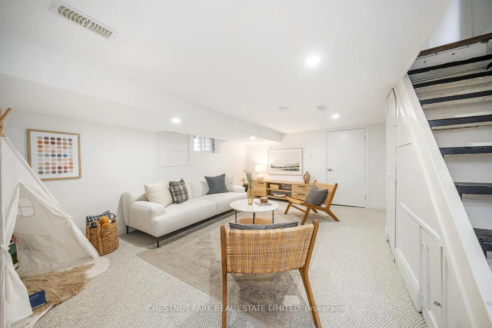 Photo 29 of 553 Strathmore Boulevard, Toronto, Danforth Village-East York — HOMEH