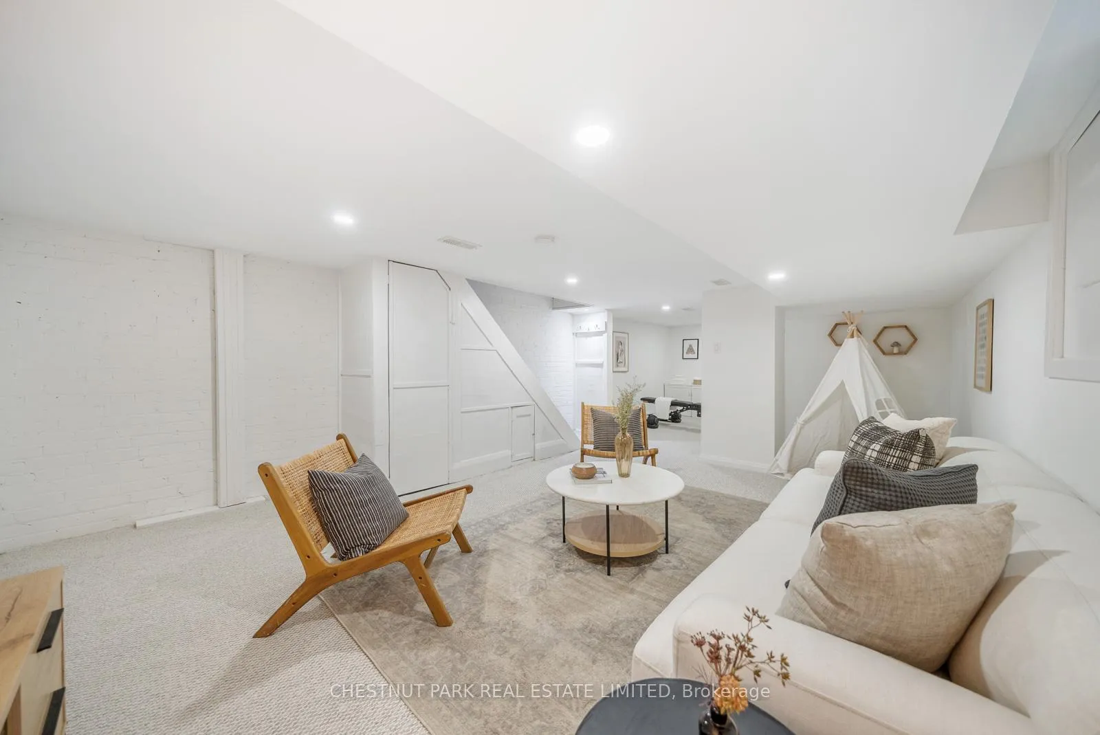 Photo 31 of 553 Strathmore Boulevard, Toronto, Danforth Village-East York — HOMEH