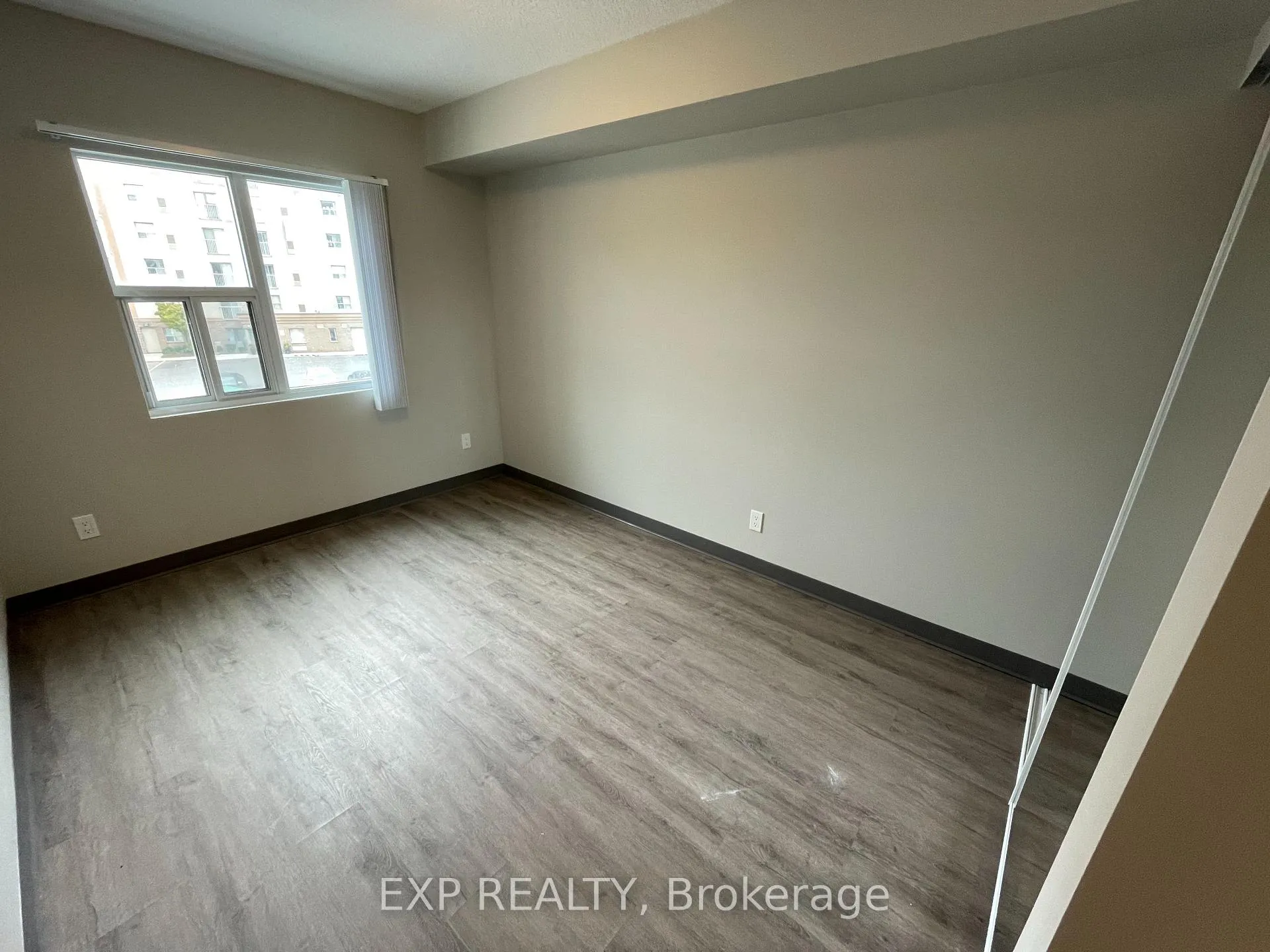 Photo 3 of Unit 311, 595 Strasburg Road, Kitchener — HOMEH