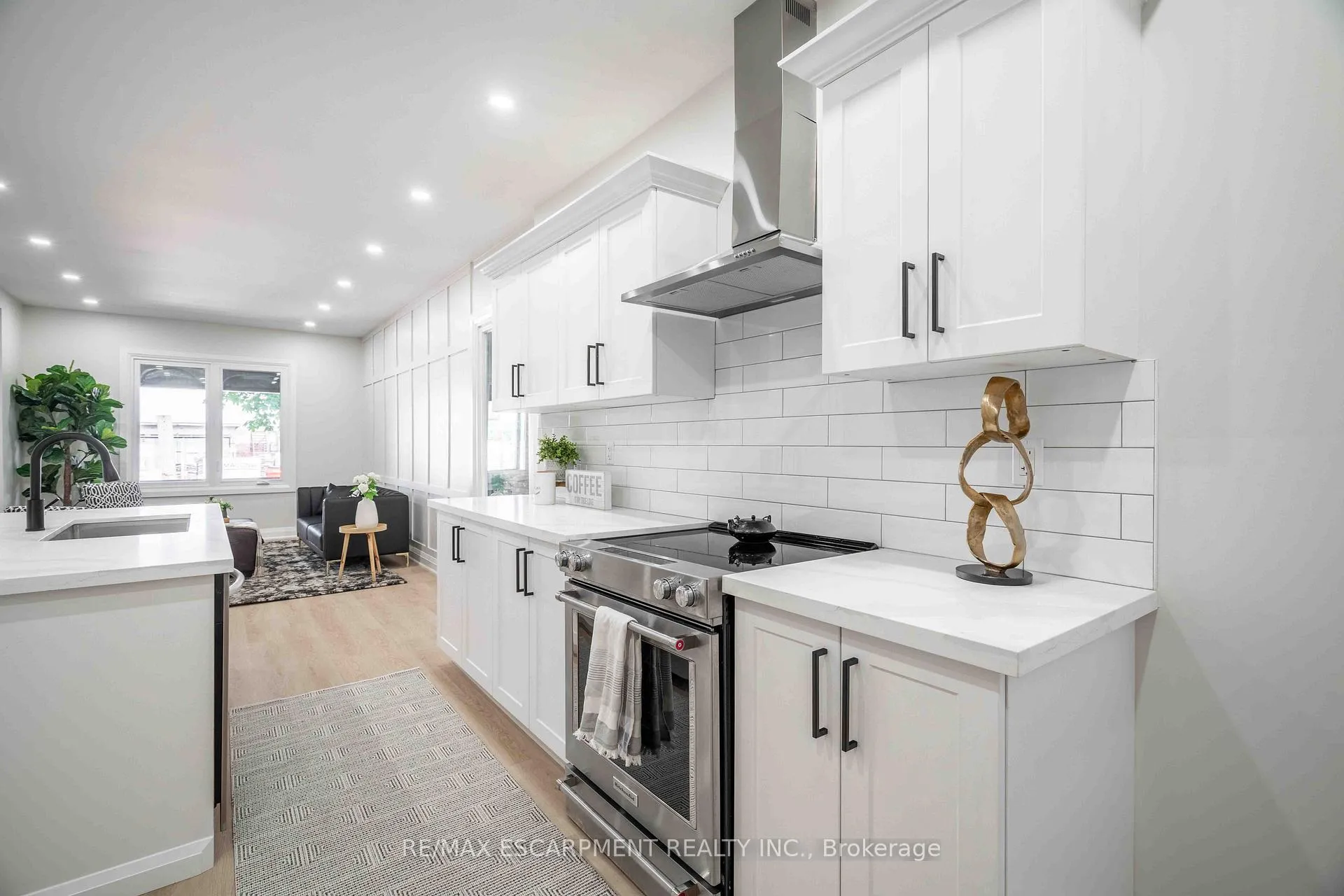 Photo 10 of 44 Lloyd Street, Hamilton, North End — HOMEH