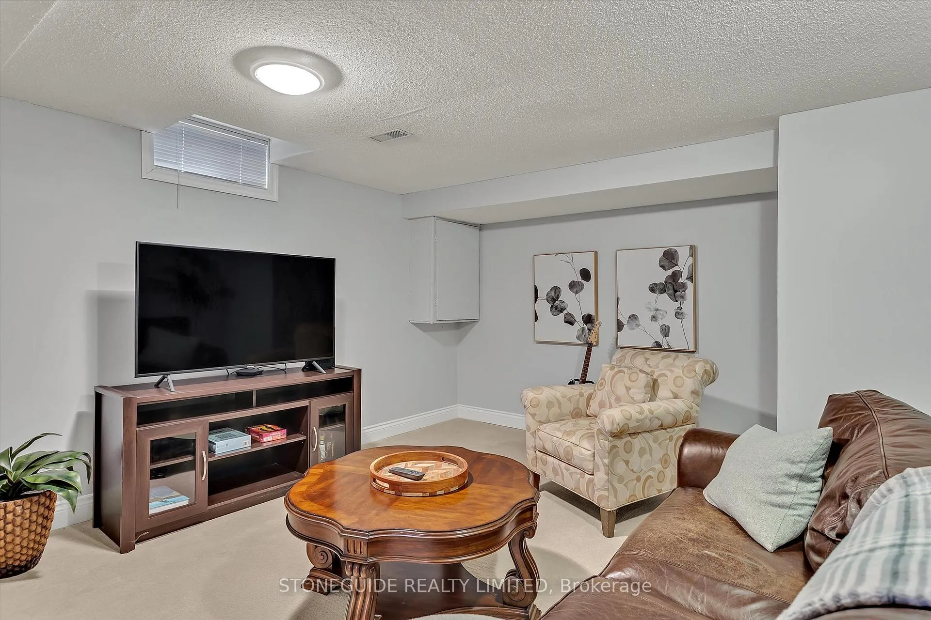 Photo 30 of 70 Homefield Square, Clarington, Courtice — HOMEH