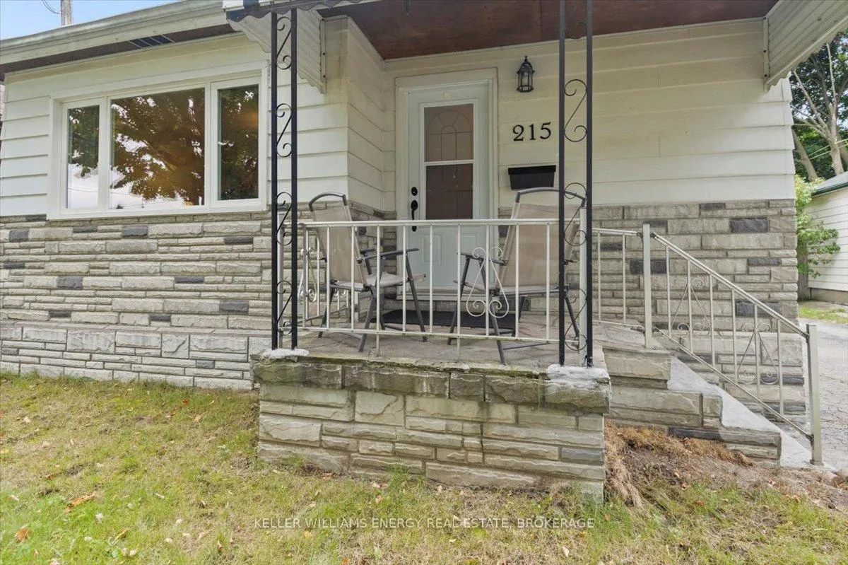 Front of 215 Greenwood Avenue