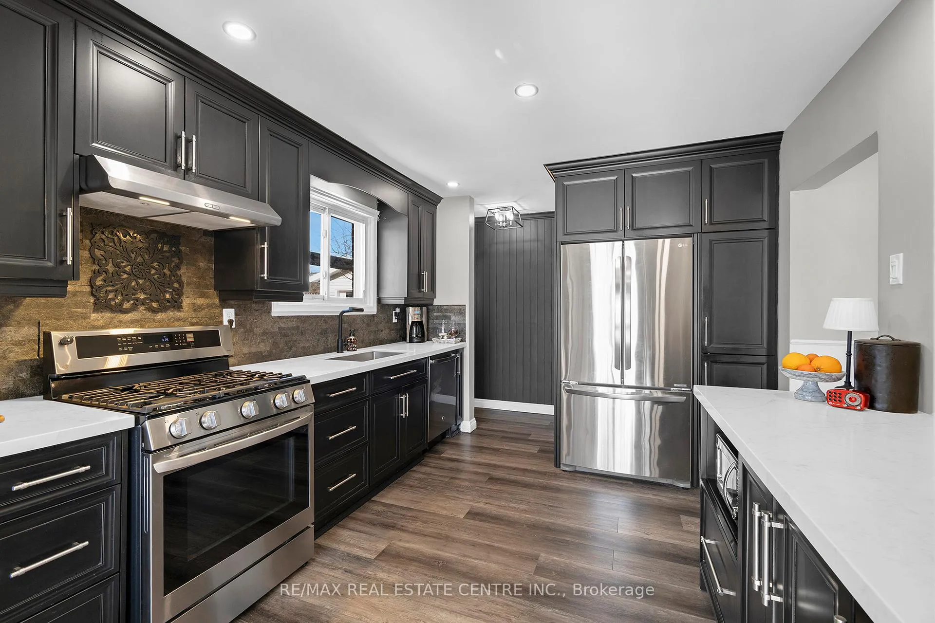 Photo 13 of 42 Moultrey Crescent, Halton Hills, Georgetown — HOMEH