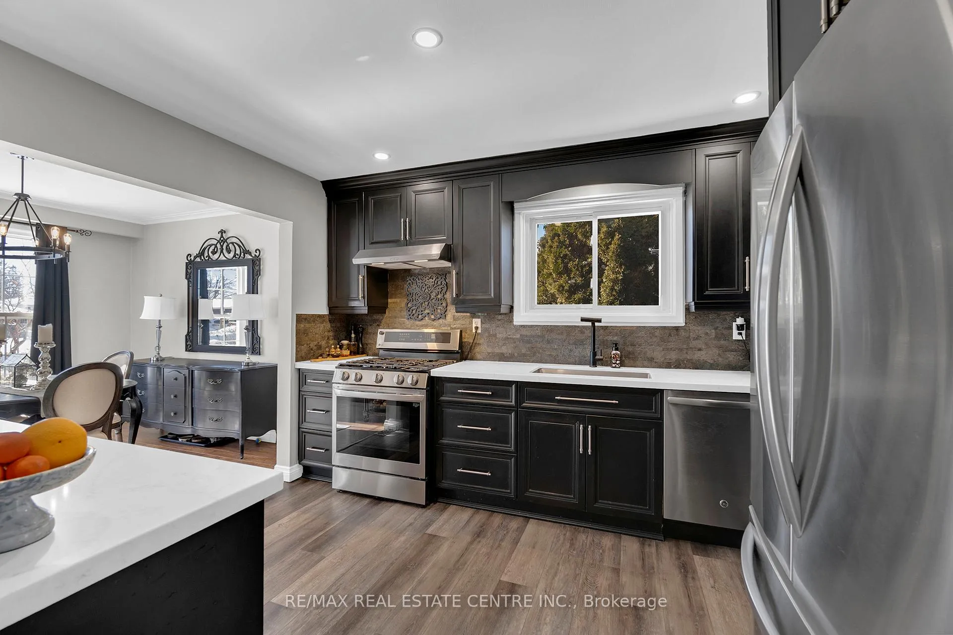 Photo 16 of 42 Moultrey Crescent, Halton Hills, Georgetown — HOMEH