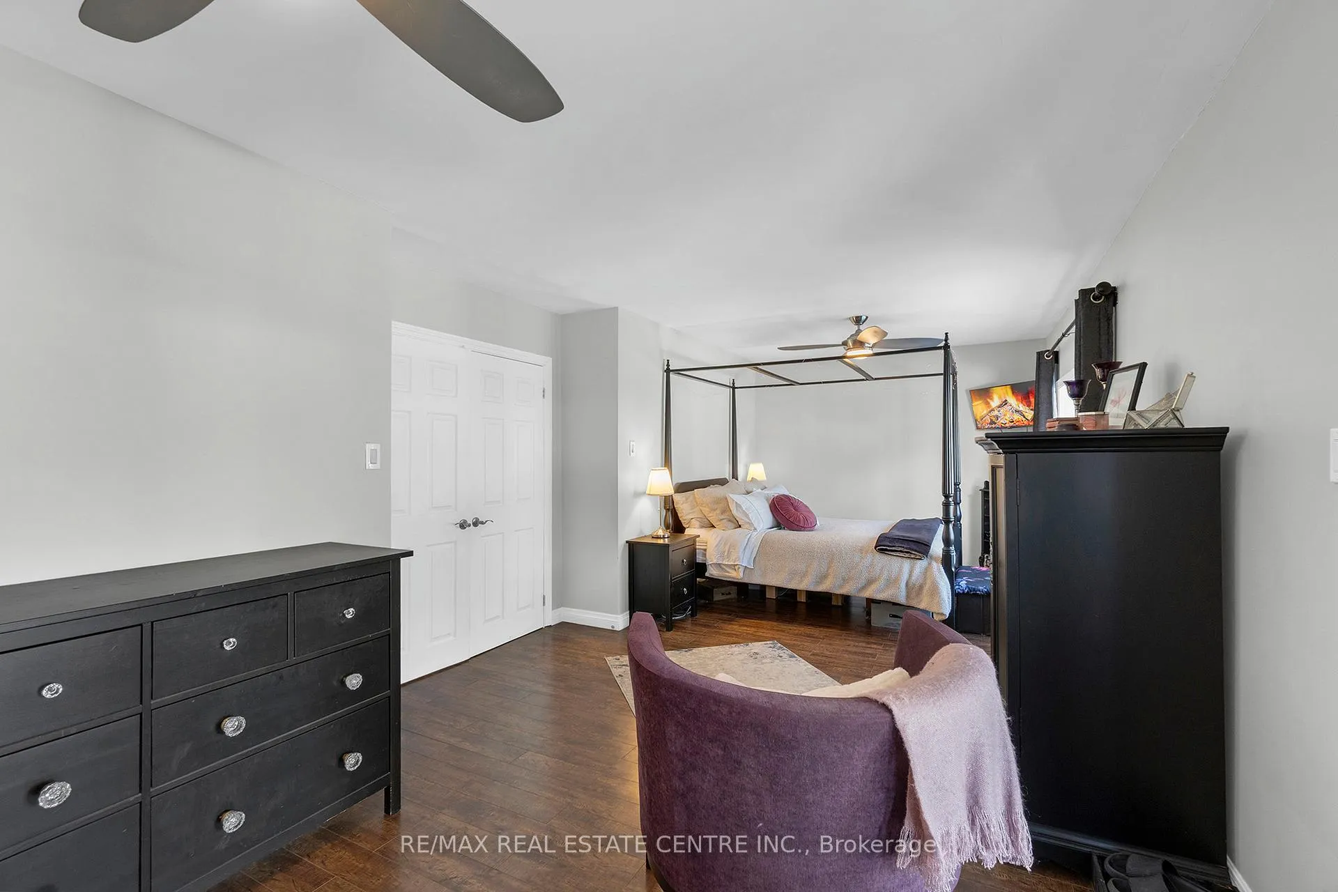 Photo 18 of 42 Moultrey Crescent, Halton Hills, Georgetown — HOMEH
