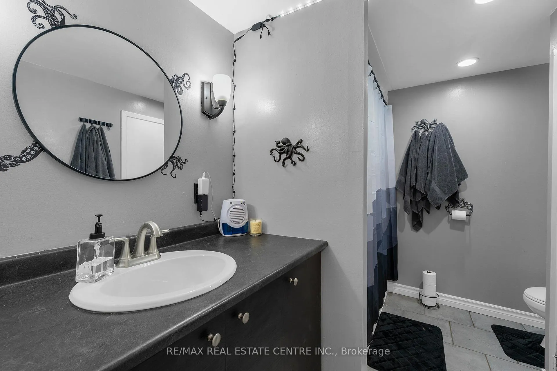 Photo 31 of 42 Moultrey Crescent, Halton Hills, Georgetown — HOMEH