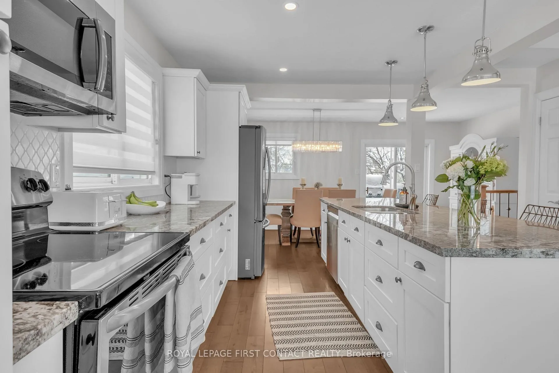 Photo 9 of 4 Grand Place, Barrie, Allandale Heights — HOMEH