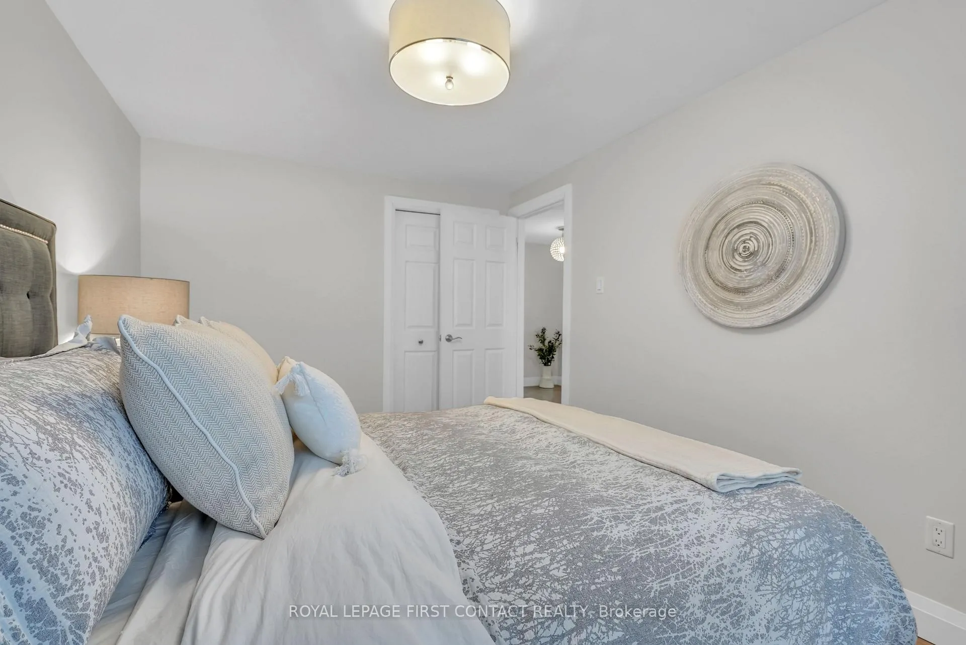 Photo 28 of 4 Grand Place, Barrie, Allandale Heights — HOMEH