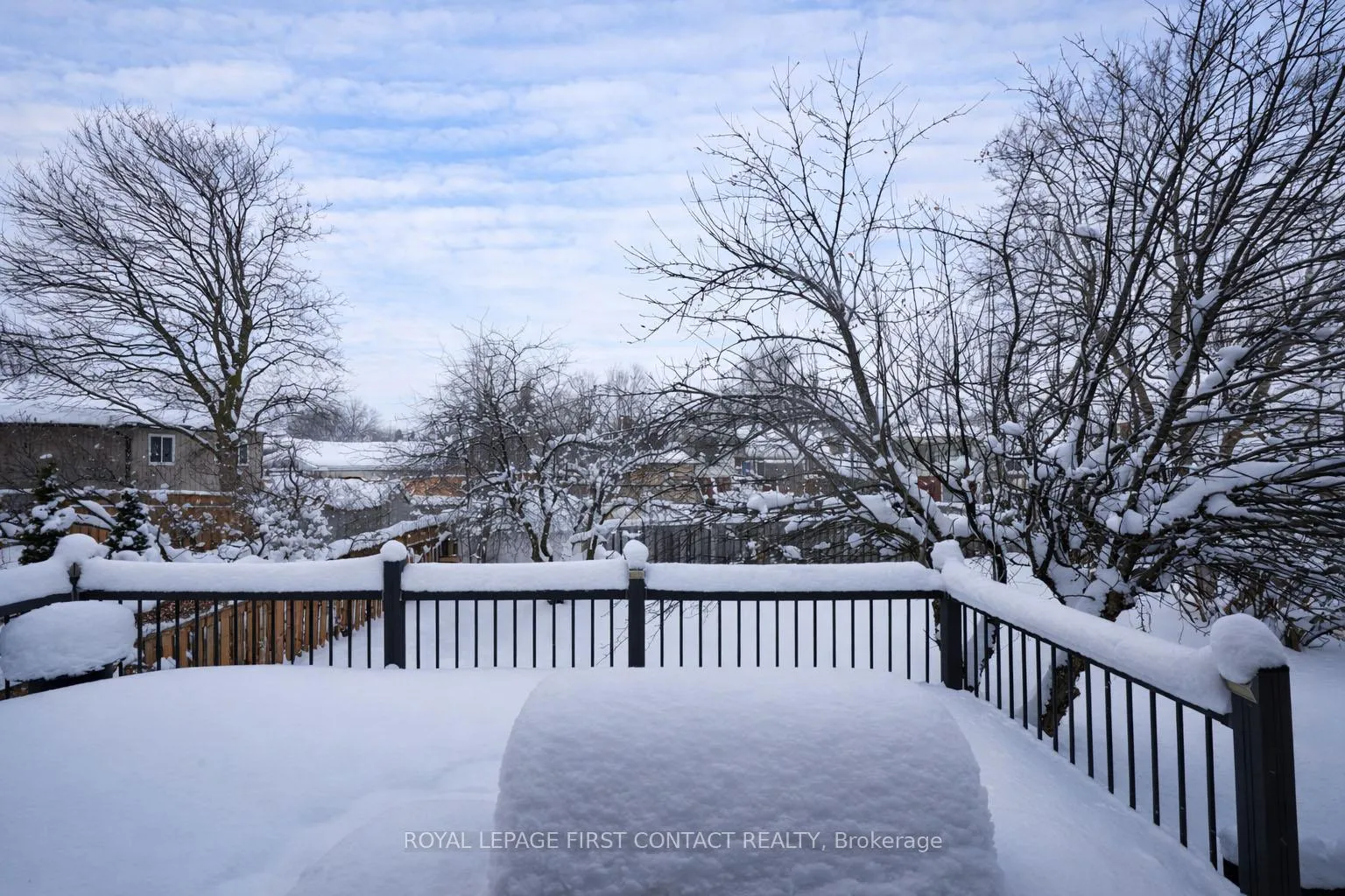 Photo 37 of 4 Grand Place, Barrie, Allandale Heights — HOMEH