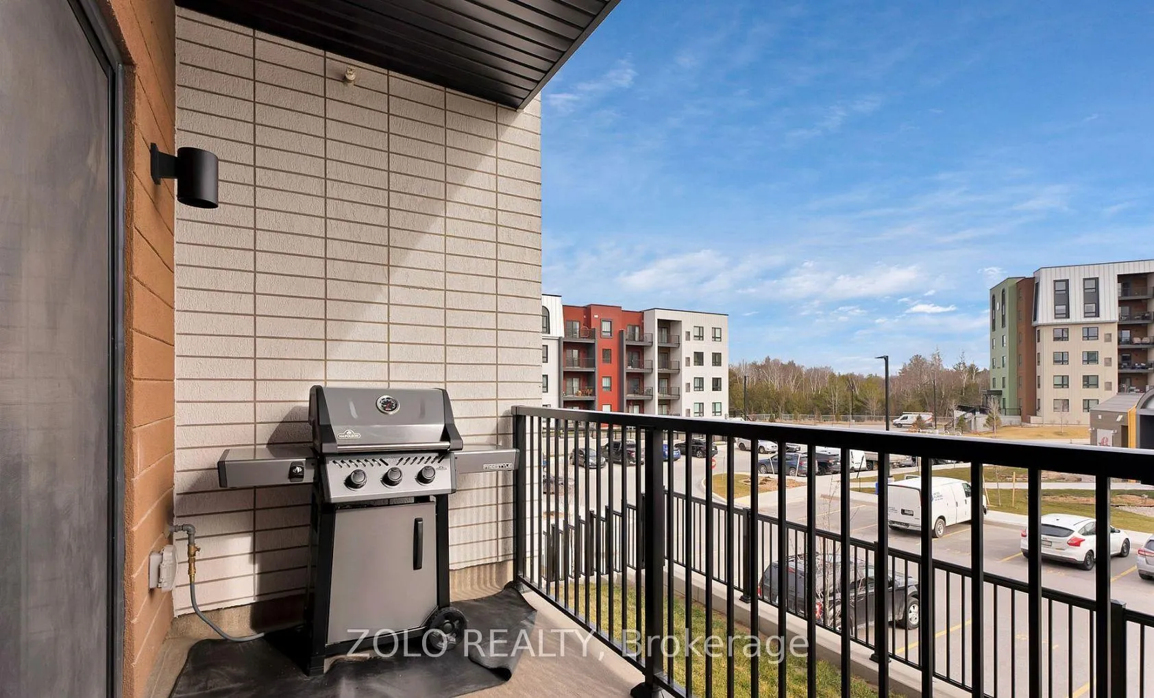 Photo 21 of Unit 101, 4 Spice Way, Barrie, Rural Barrie Southeast — HOMEH