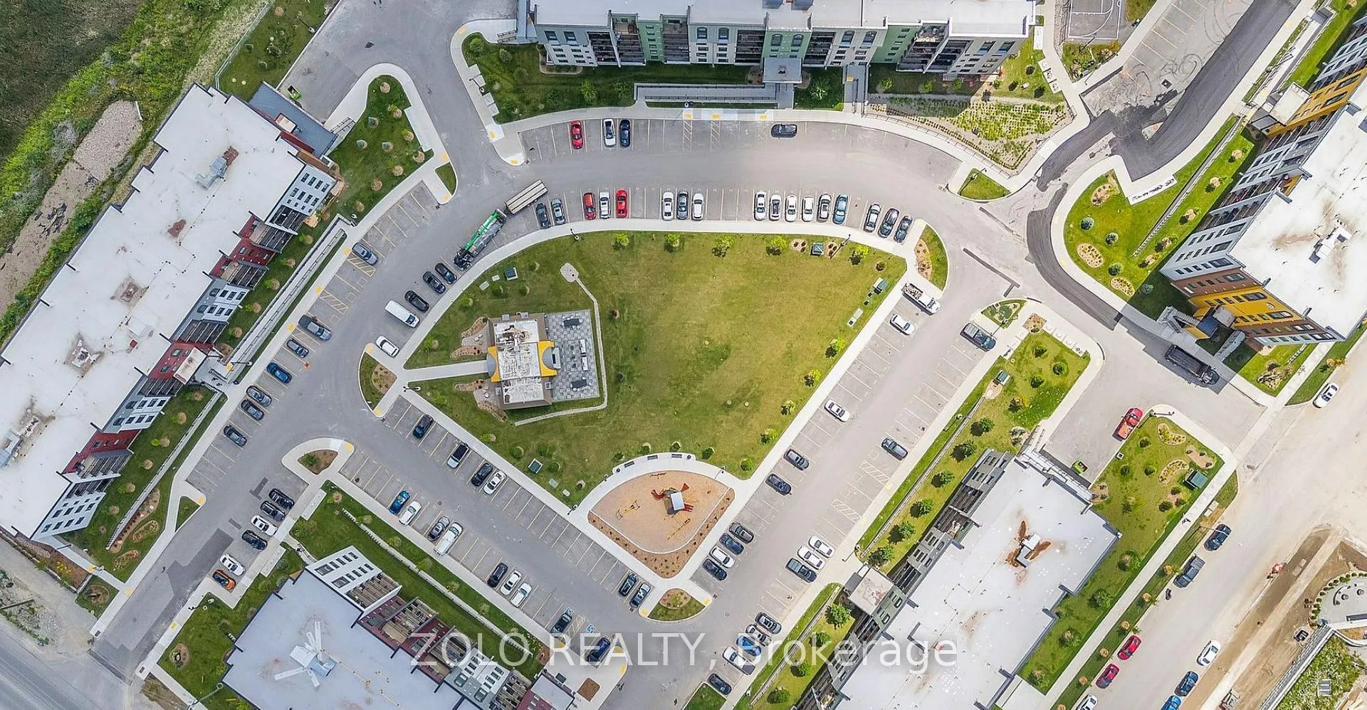 Photo 27 of Unit 101, 4 Spice Way, Barrie, Rural Barrie Southeast — HOMEH