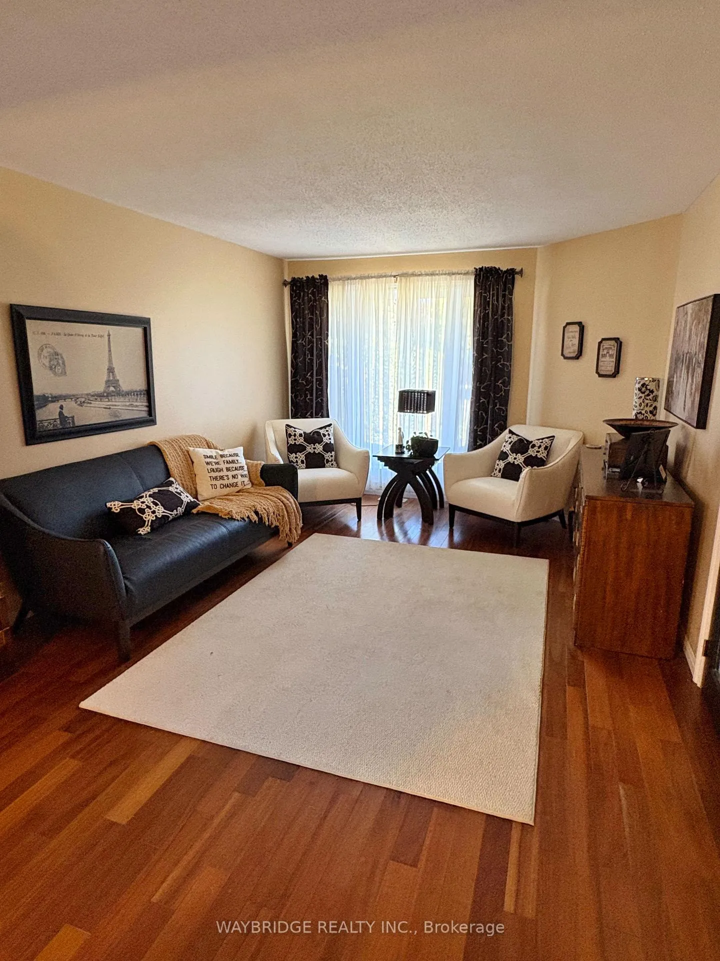 Photo 5 of 27 Chatham Gardens, Ottawa, Barrhaven - Cedargrove/Fraserdale — HOMEH