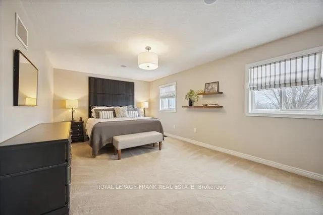 Photo 23 of 11 Fifeshire Court, Scugog, Port Perry — HOMEH