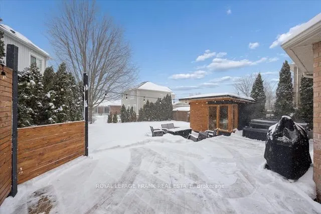 Photo 36 of 11 Fifeshire Court, Scugog, Port Perry — HOMEH