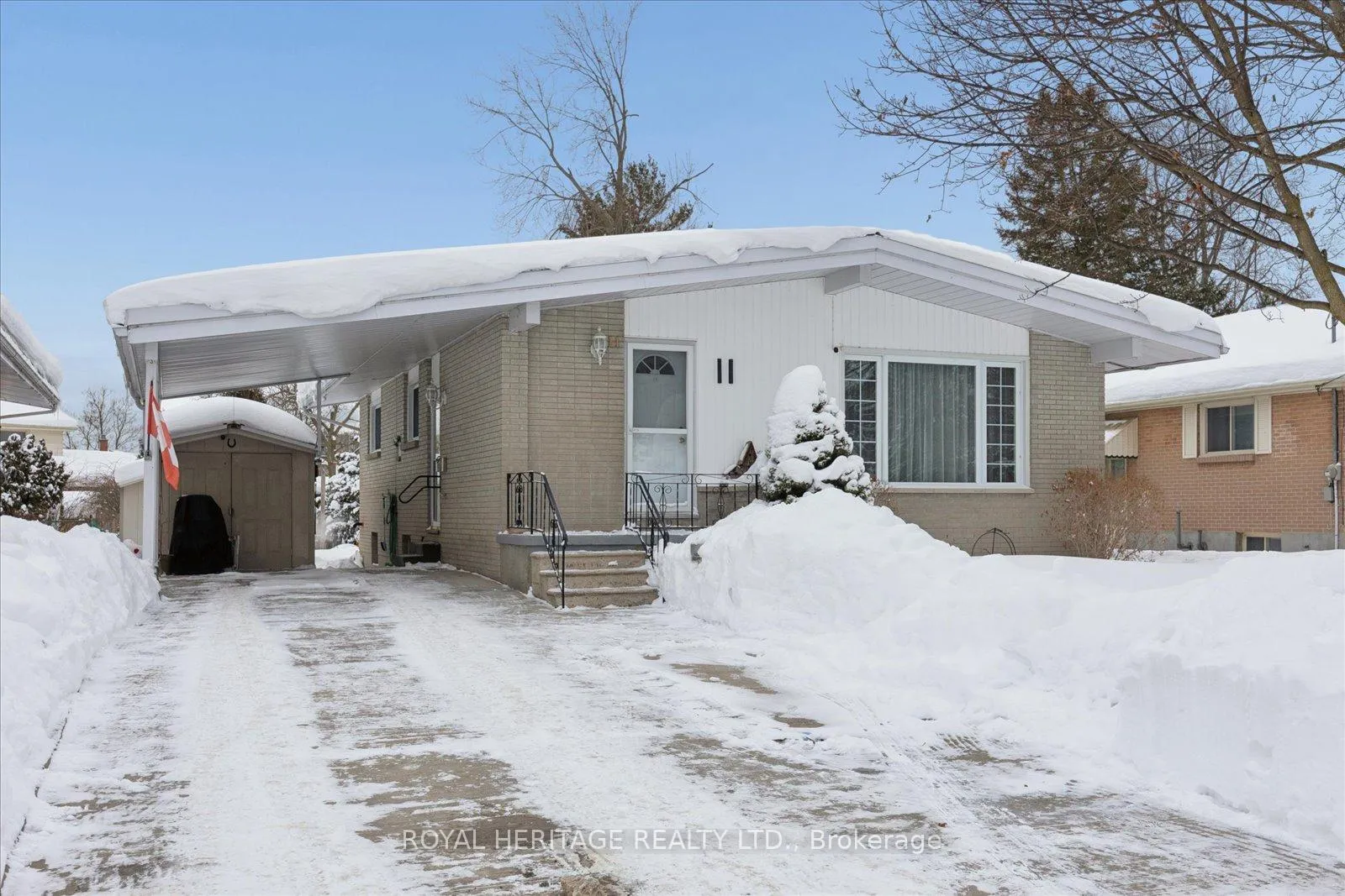 Photo 1 of 11 Willow Drive, Belleville, Belleville Ward — HOMEH