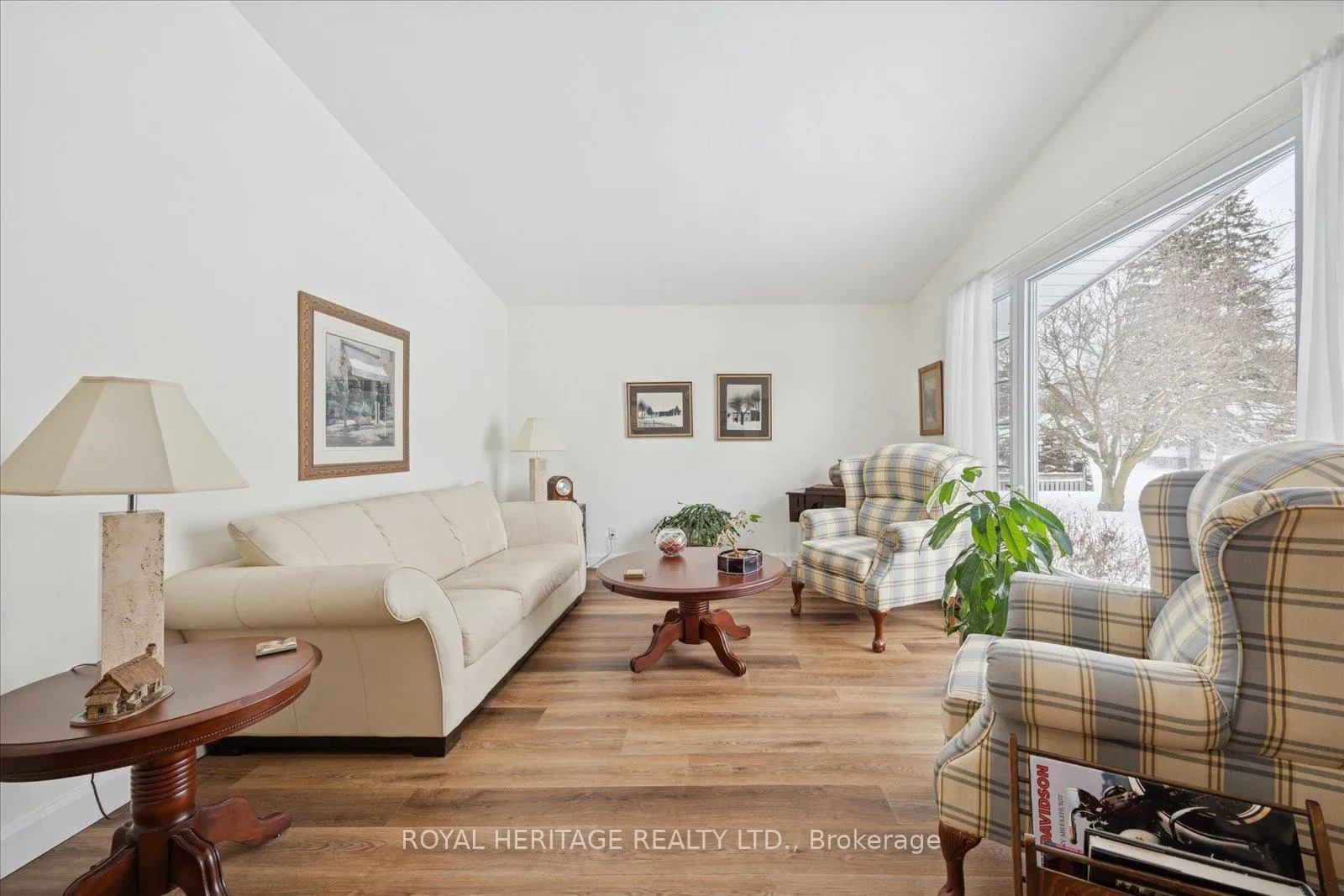 Photo 5 of 11 Willow Drive, Belleville, Belleville Ward — HOMEH