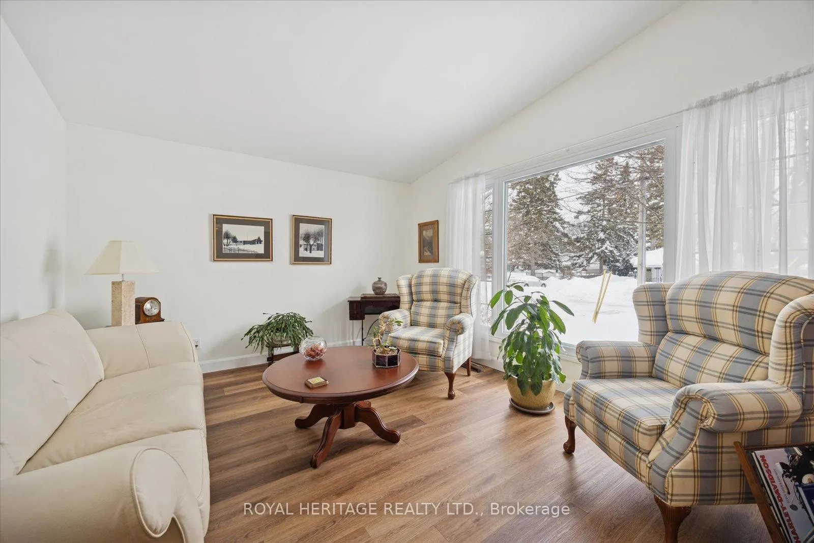 Photo 6 of 11 Willow Drive, Belleville, Belleville Ward — HOMEH