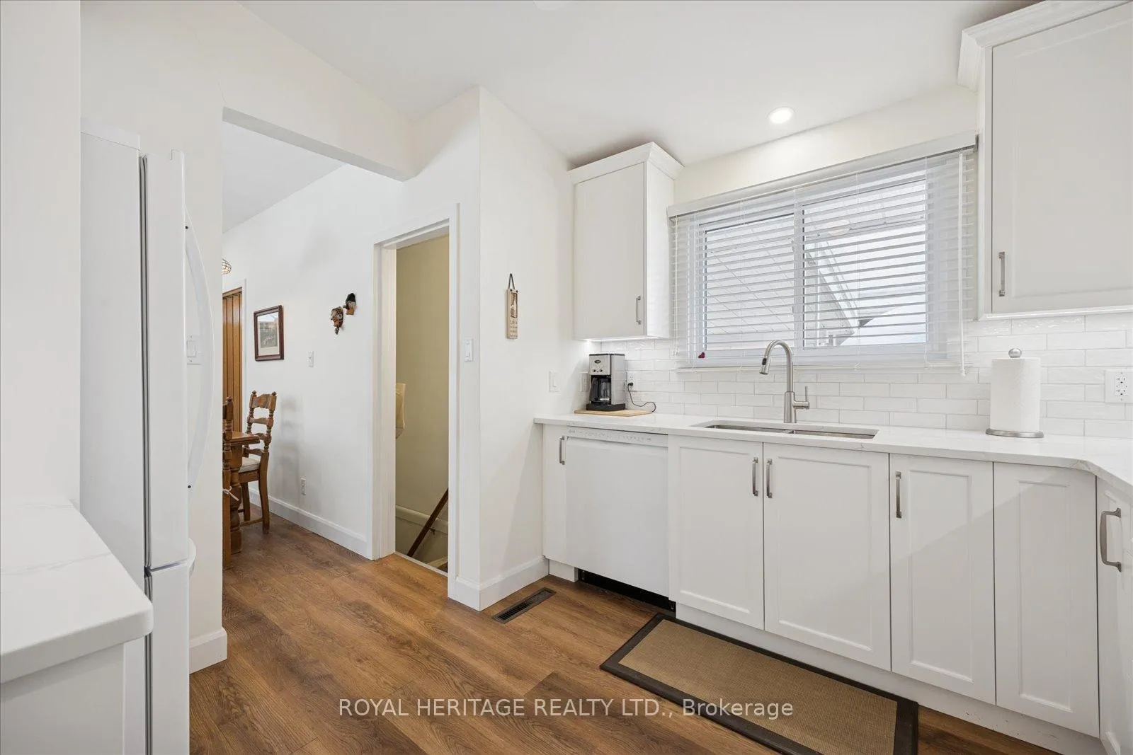 Photo 17 of 11 Willow Drive, Belleville, Belleville Ward — HOMEH