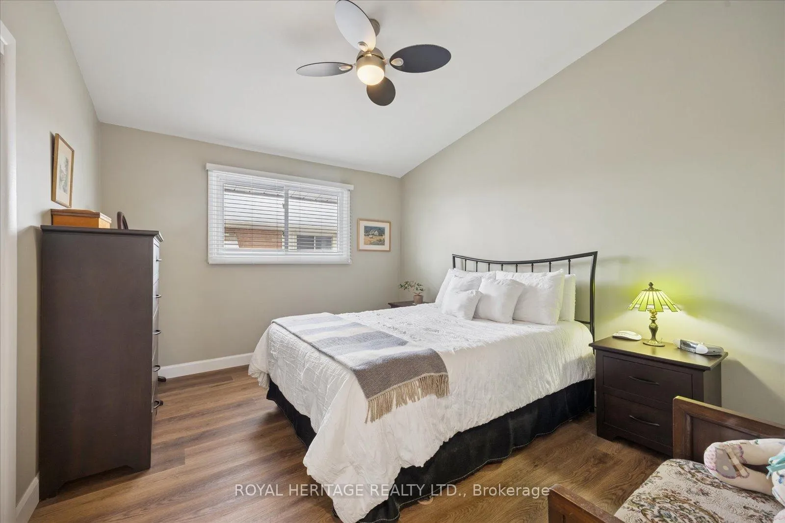 Photo 19 of 11 Willow Drive, Belleville, Belleville Ward — HOMEH