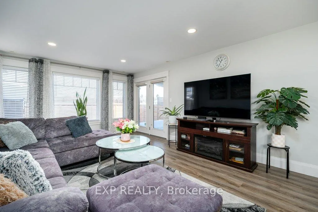 Photo 17 of 9 Cardinal Court, Prince Edward County, Sophiasburg Ward — HOMEH