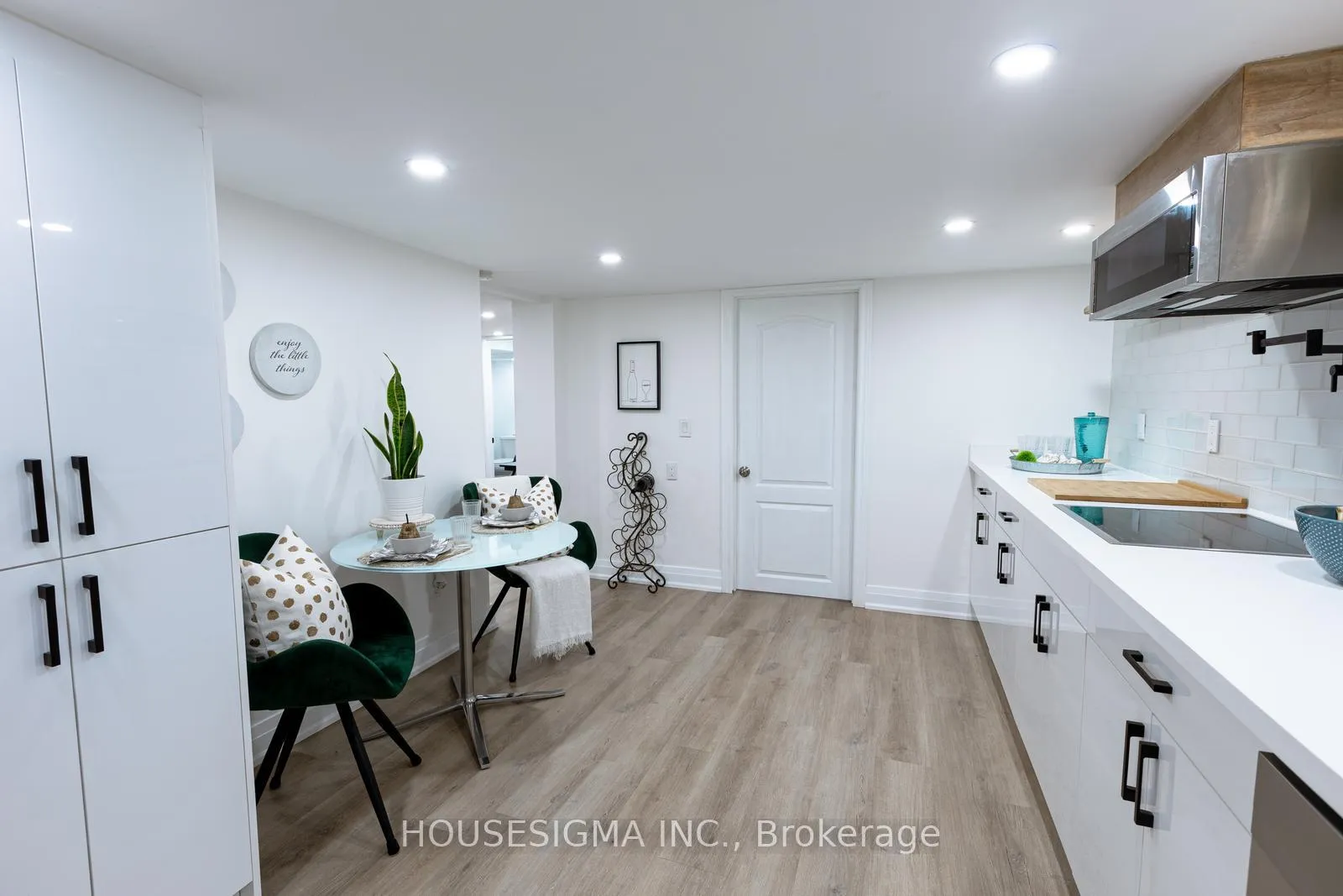 Photo 10 of 4 Concession Street E, Clarington, Bowmanville — HOMEH