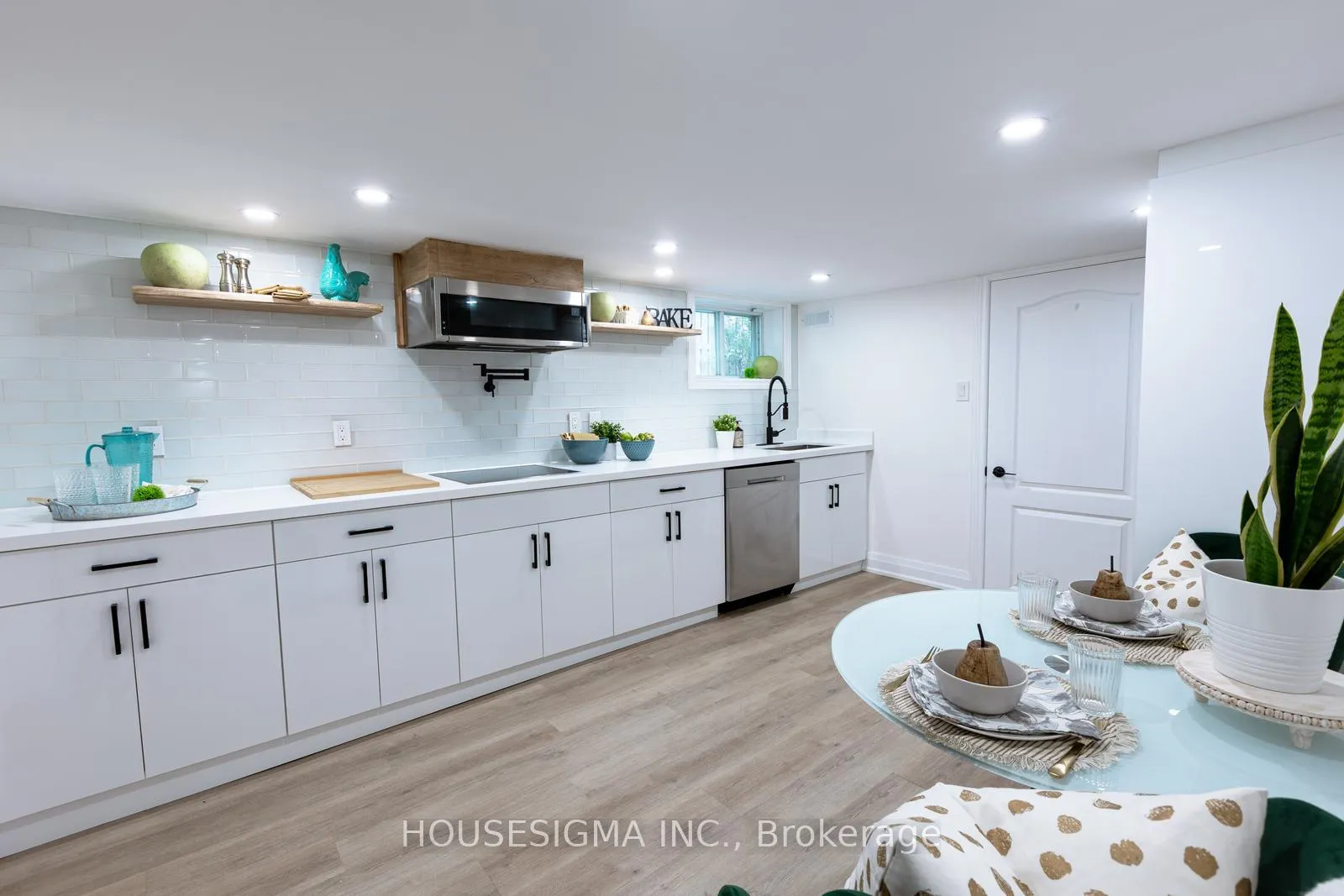 Photo 11 of 4 Concession Street E, Clarington, Bowmanville — HOMEH